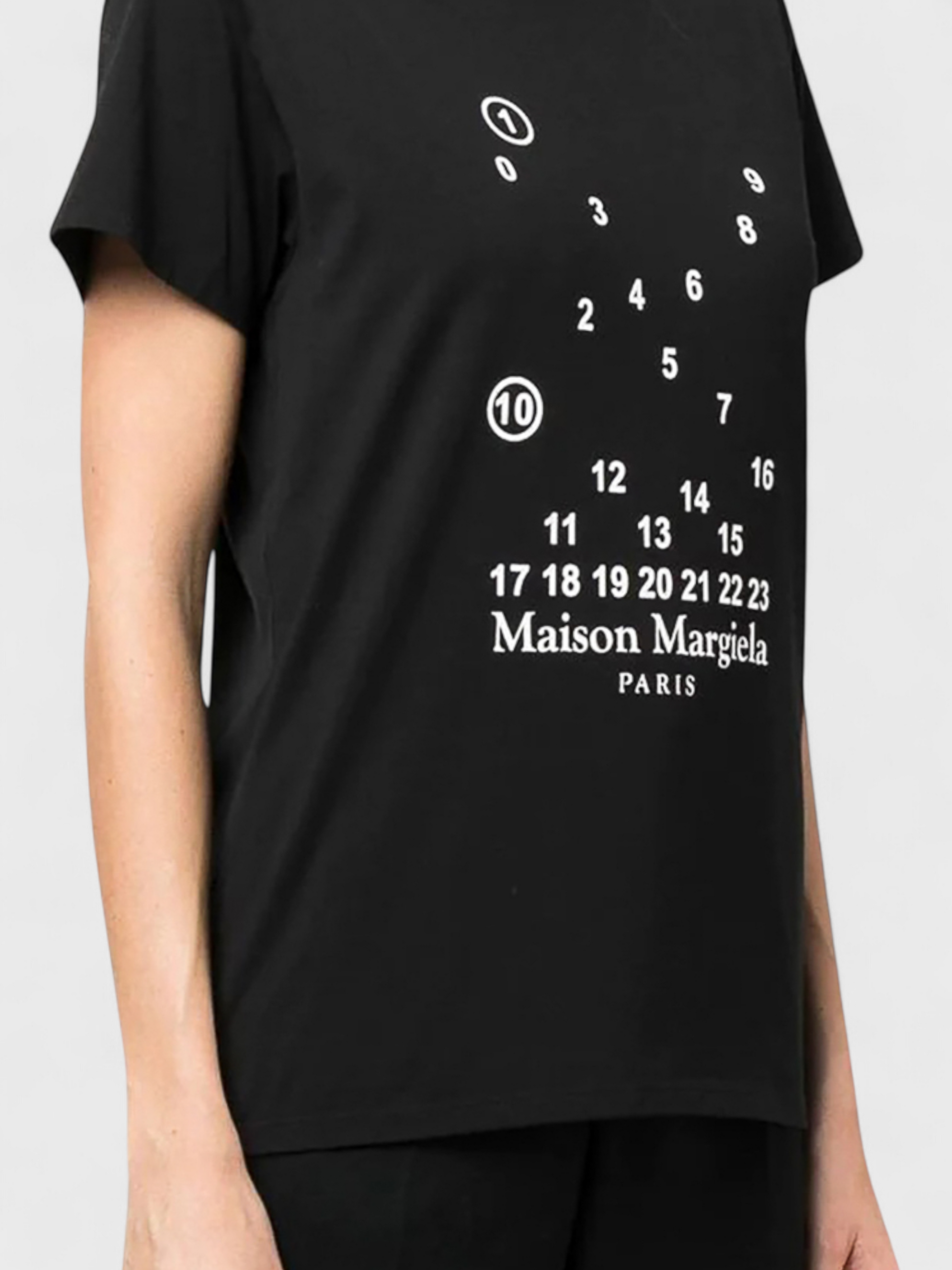Maison Margiela Numeric Logo T-Shirt Black Wmns