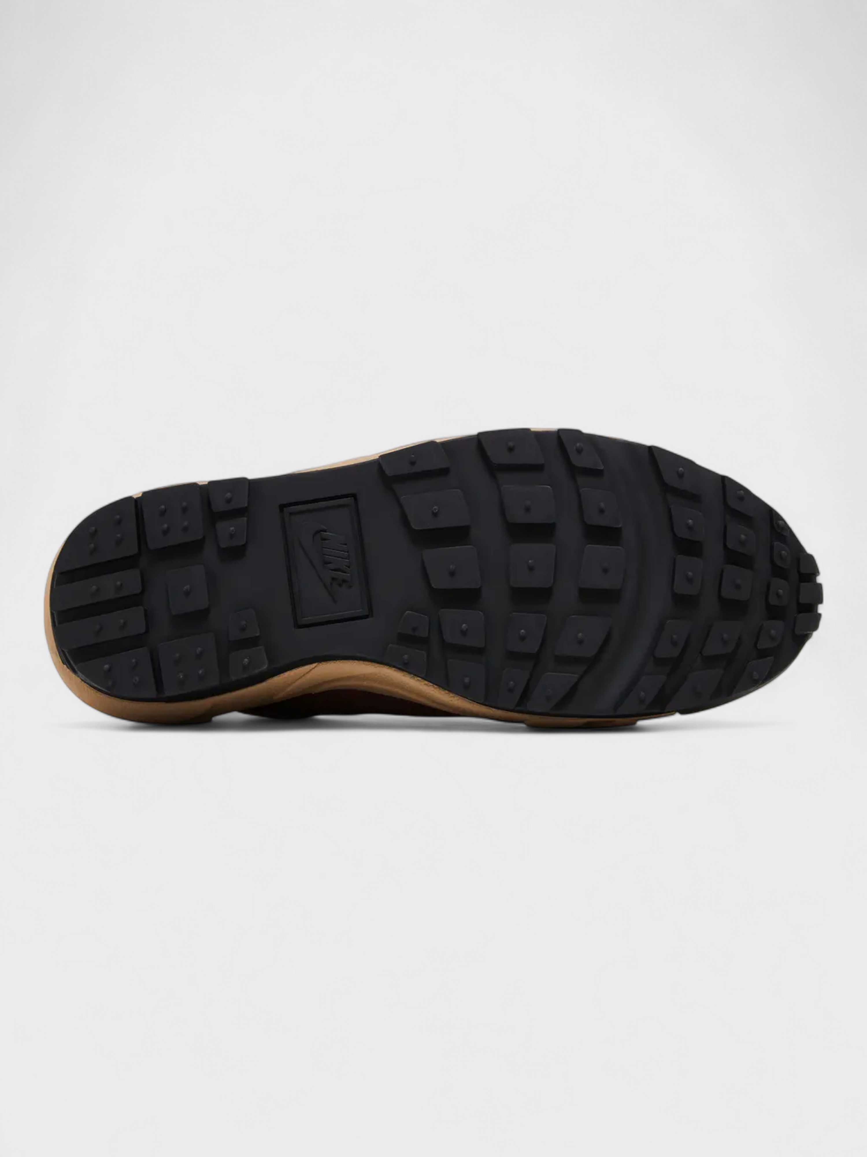 Nike Magmascape SP Sacai Light British Tan
