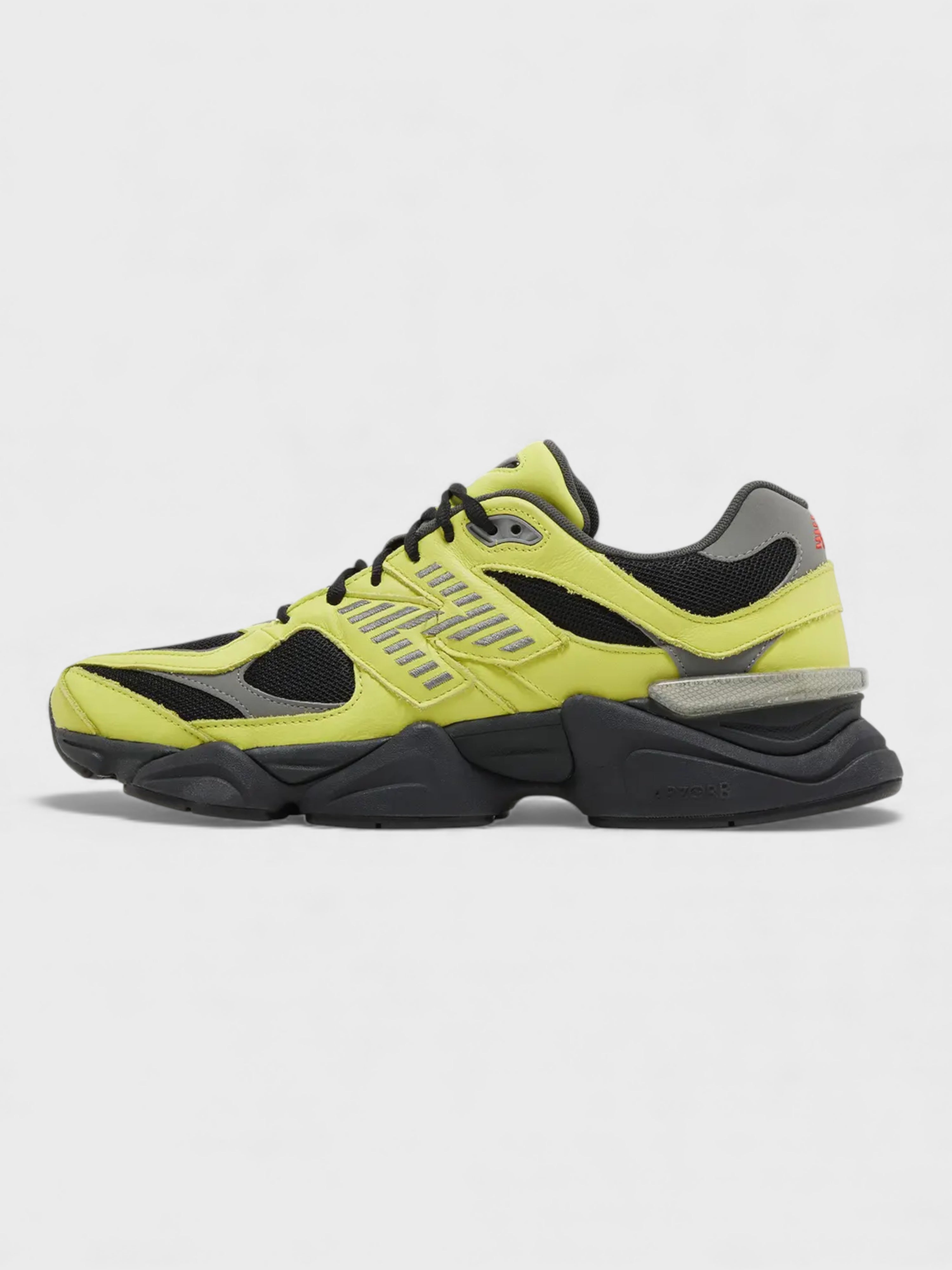 New Balance 9060 Tea Tree