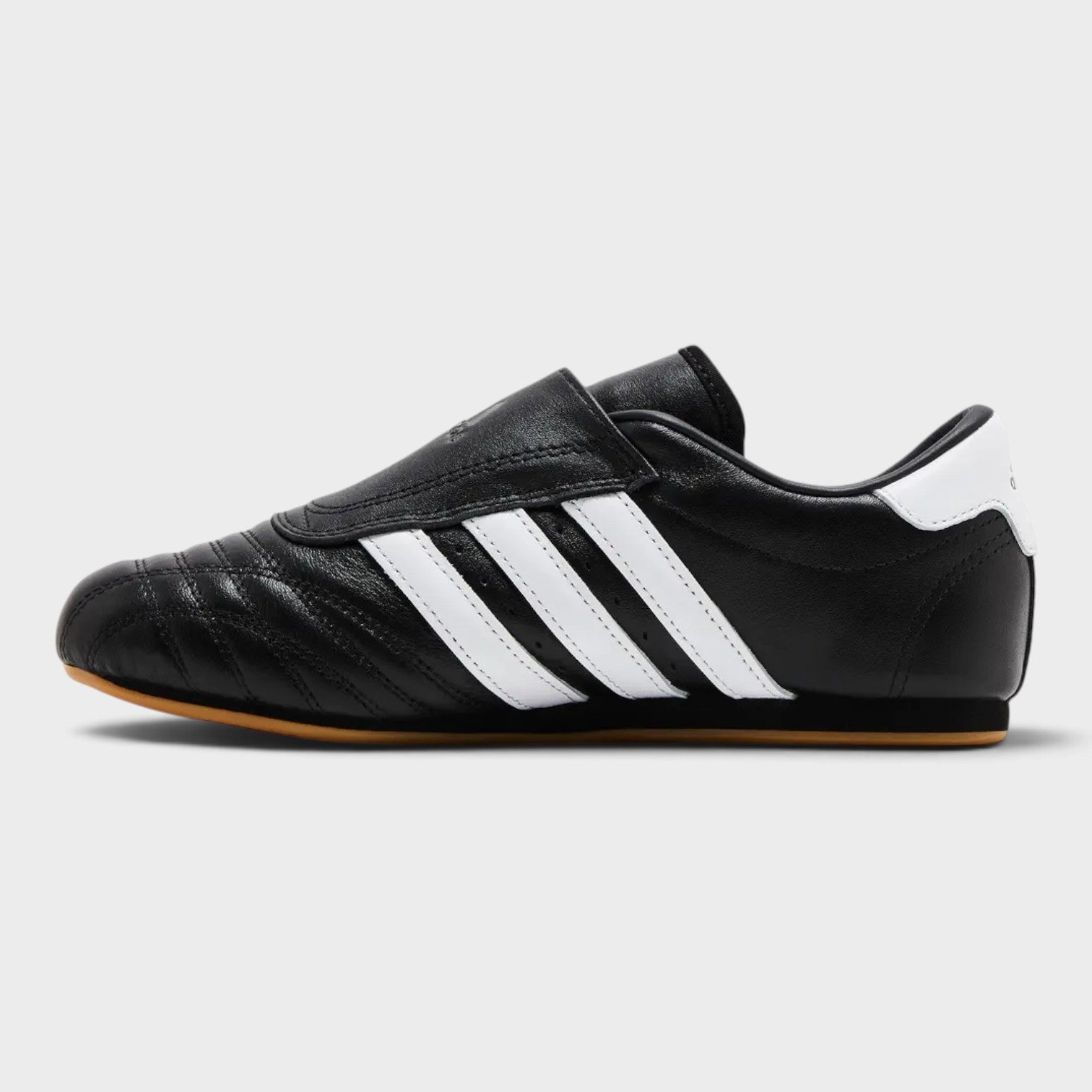 Taekwondo Black White Gum