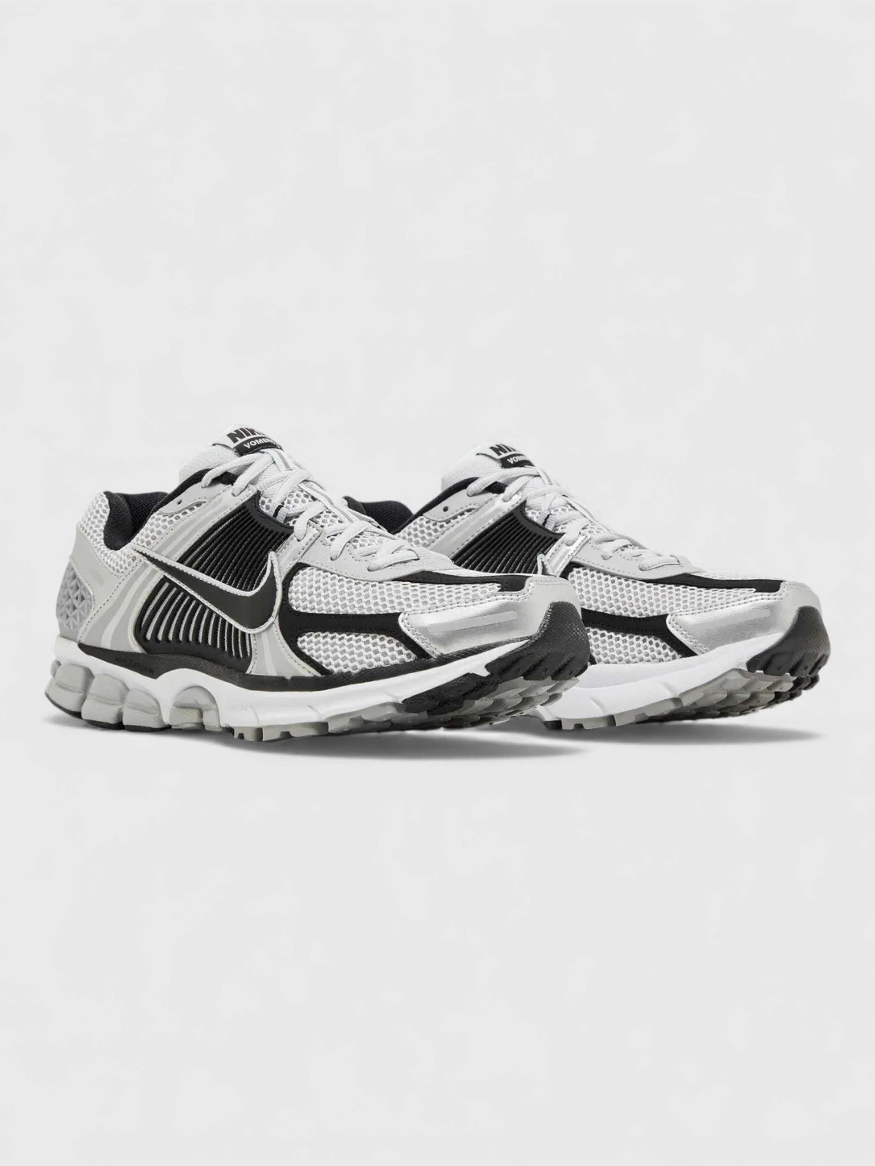 Nike Air Zoom Vomero 5 Metallic Silver Black