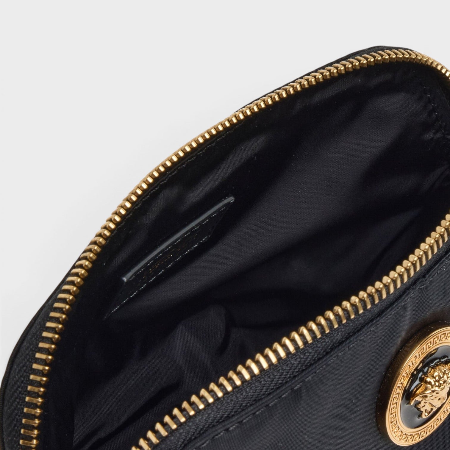 Medusa Logo Cosmetic Bag Black