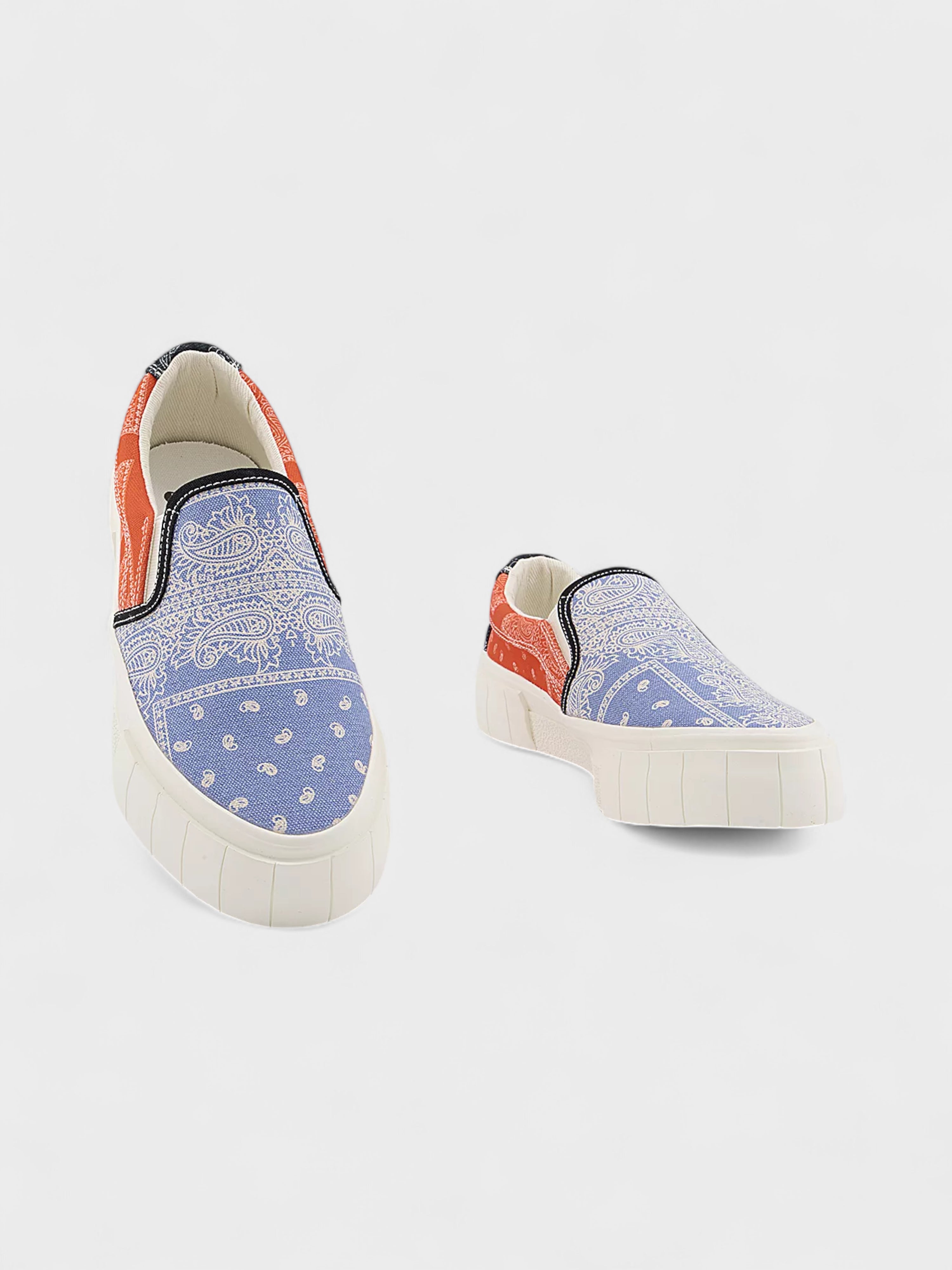 Good News Yess Trainers Paisley Multi