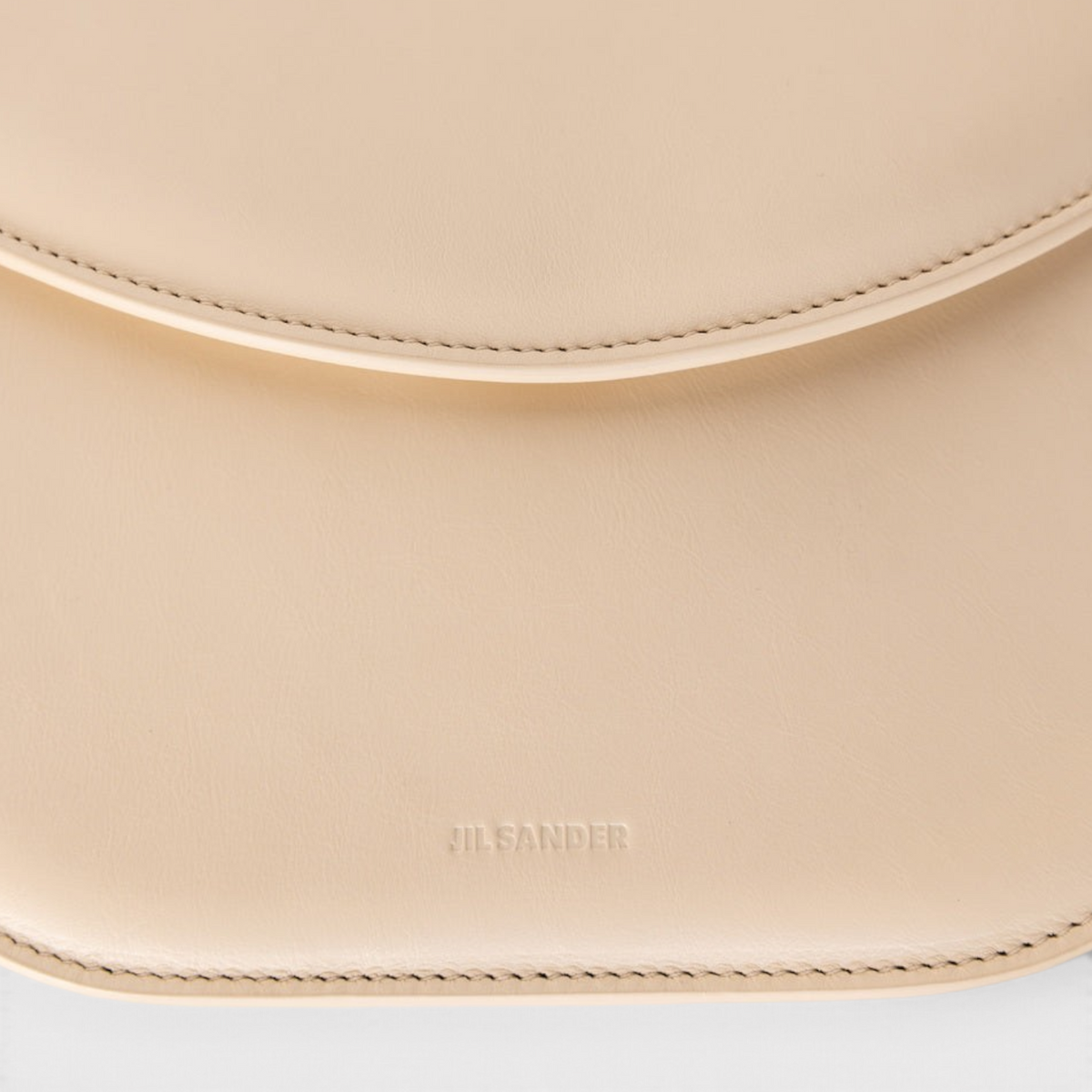 Supplied Fashion Jil Sander medium coin crossbody bag in dune beige Italian leather with minimalist flap closure