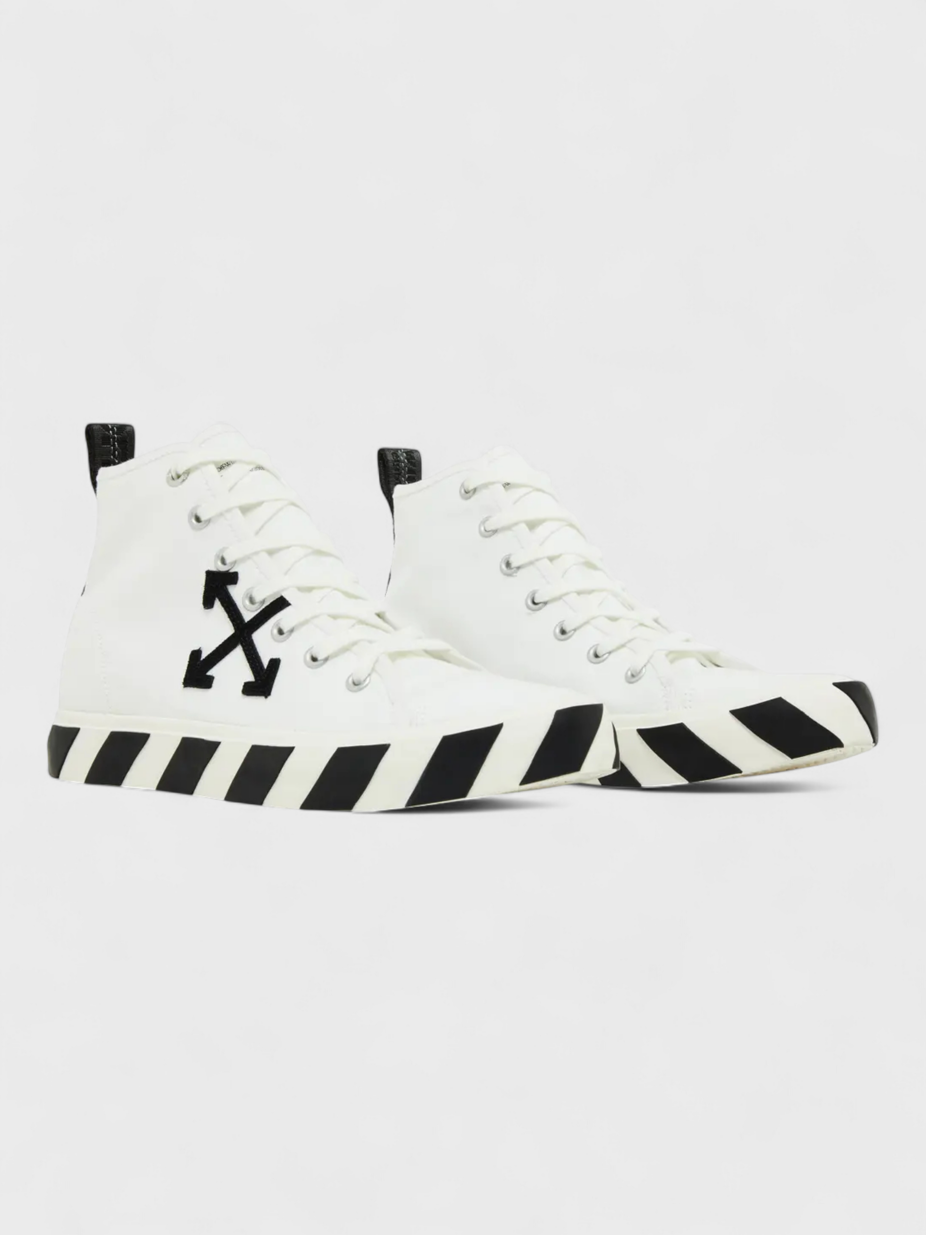 Off-White Vulc Sneaker Mid White Black