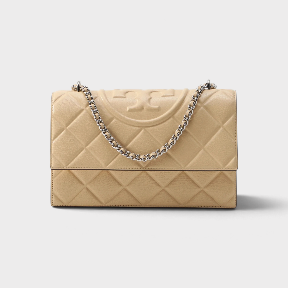 Supplied Fashion Fleming convertible shoulder bag in vanilla beige quilted leather with silver chain strap