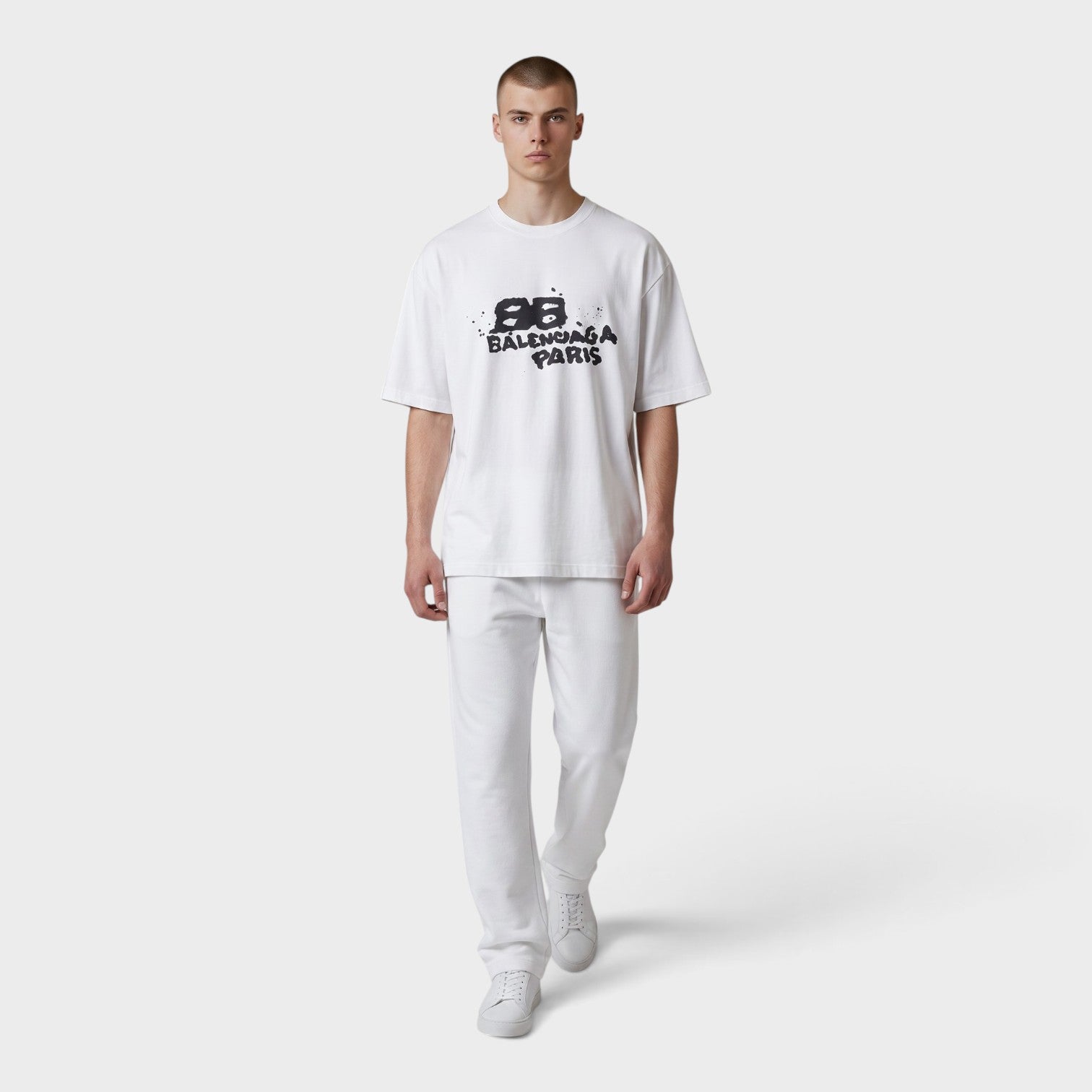 Logo Medium Fit T-Shirt White Black