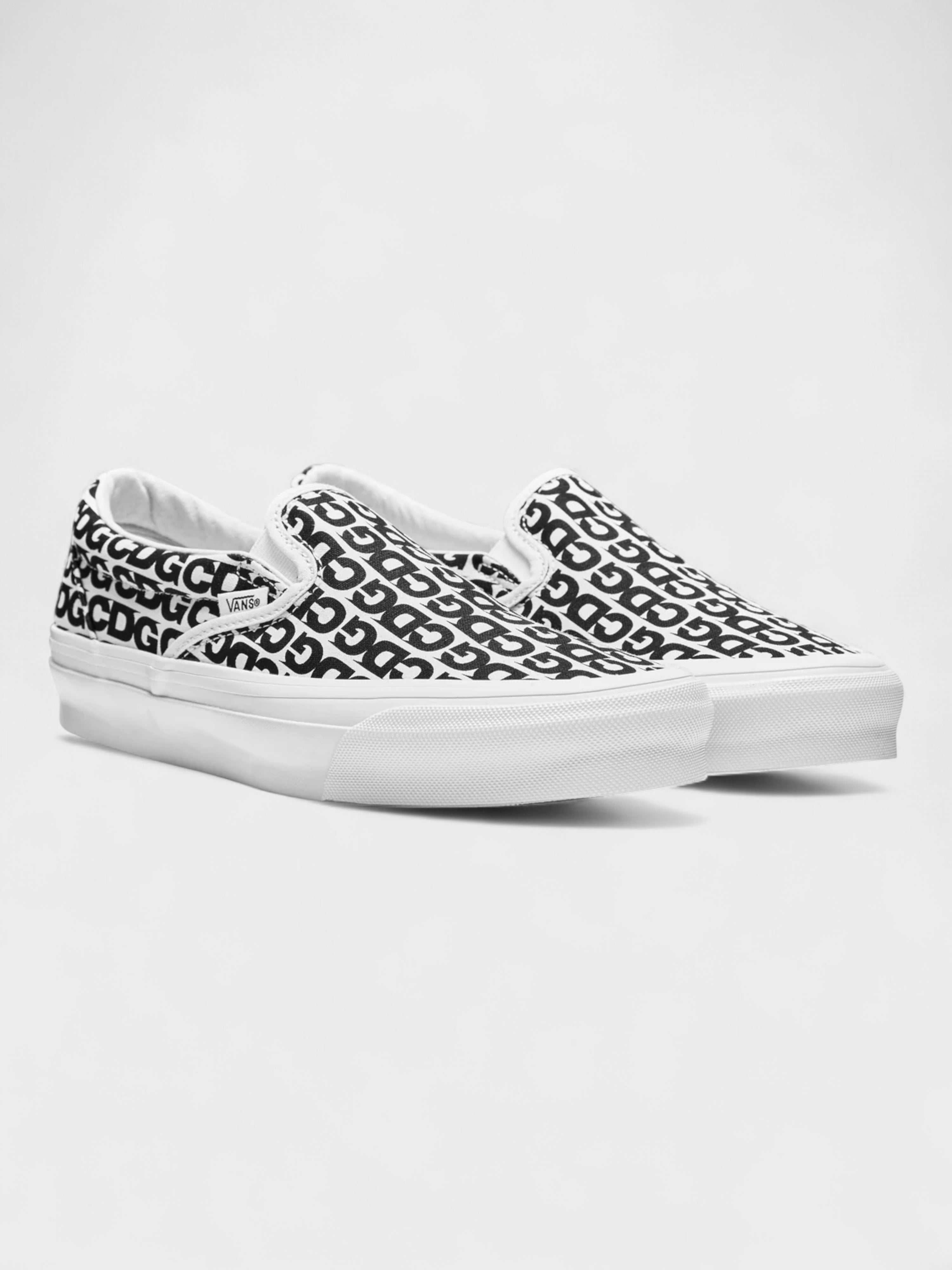 Vans Vault Slip-On LX Comme des Garcons White Black