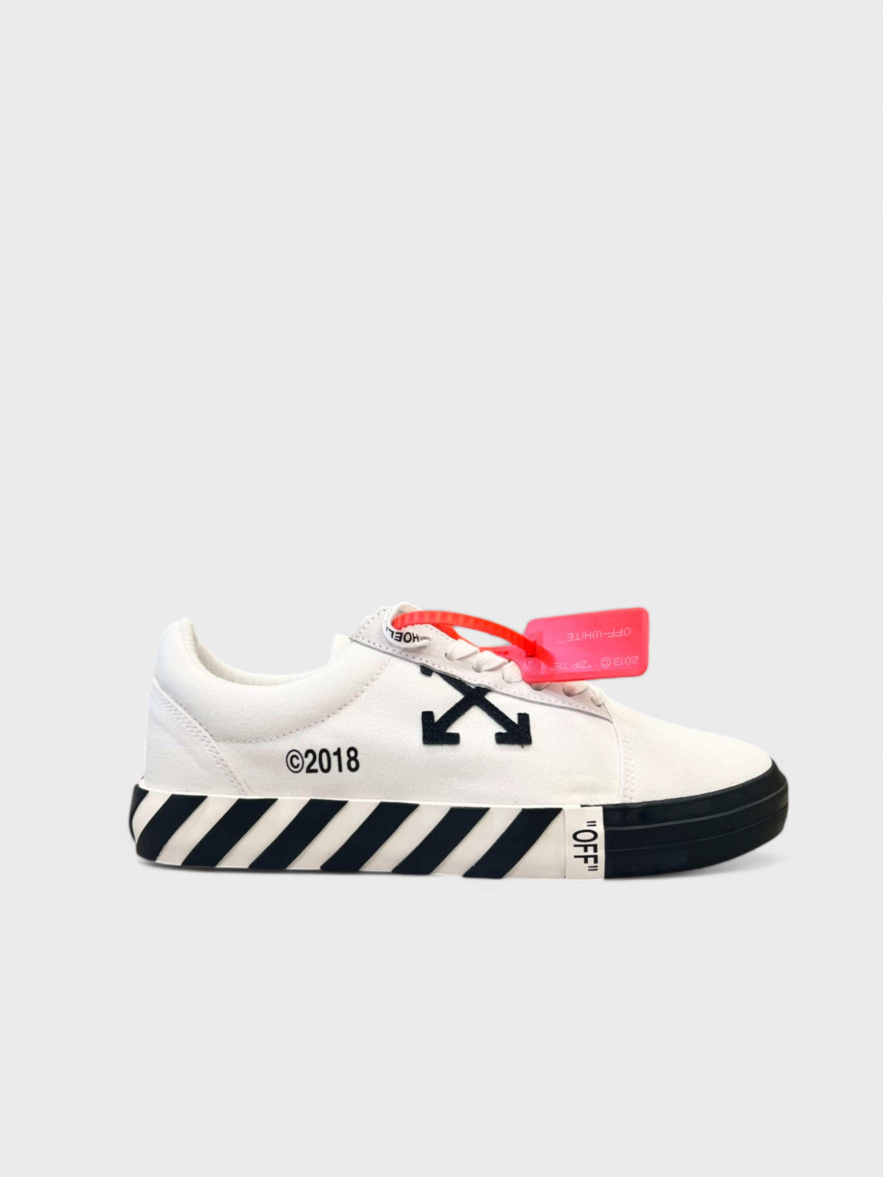 Off-White Vulc Low Top Striped White