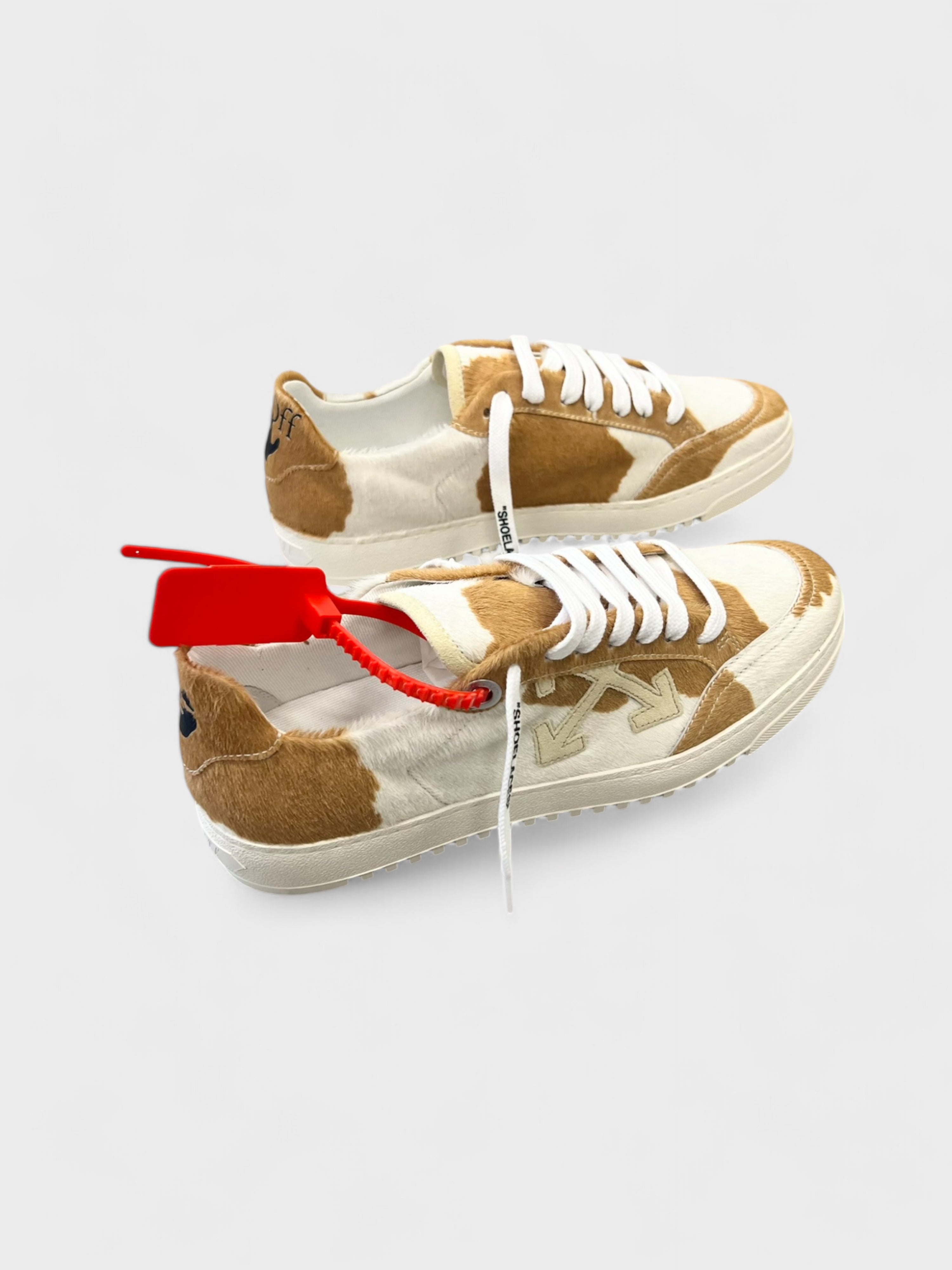 Off-White Wmns Pony Arrow 2.0 Sneakers White Brown