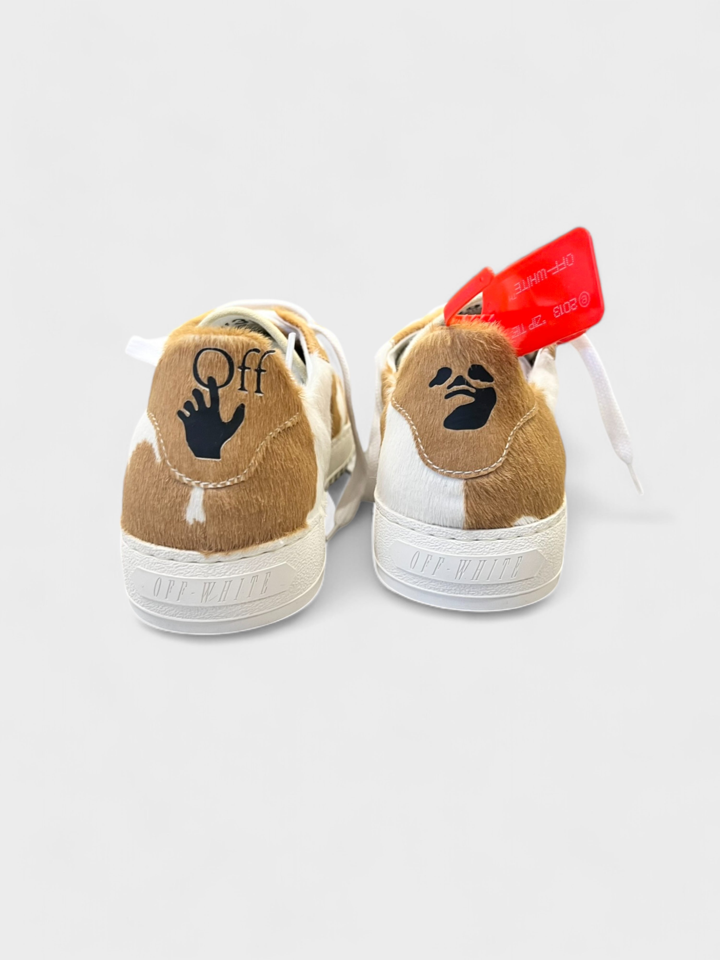 Off-White Wmns Pony Arrow 2.0 Sneakers White Brown