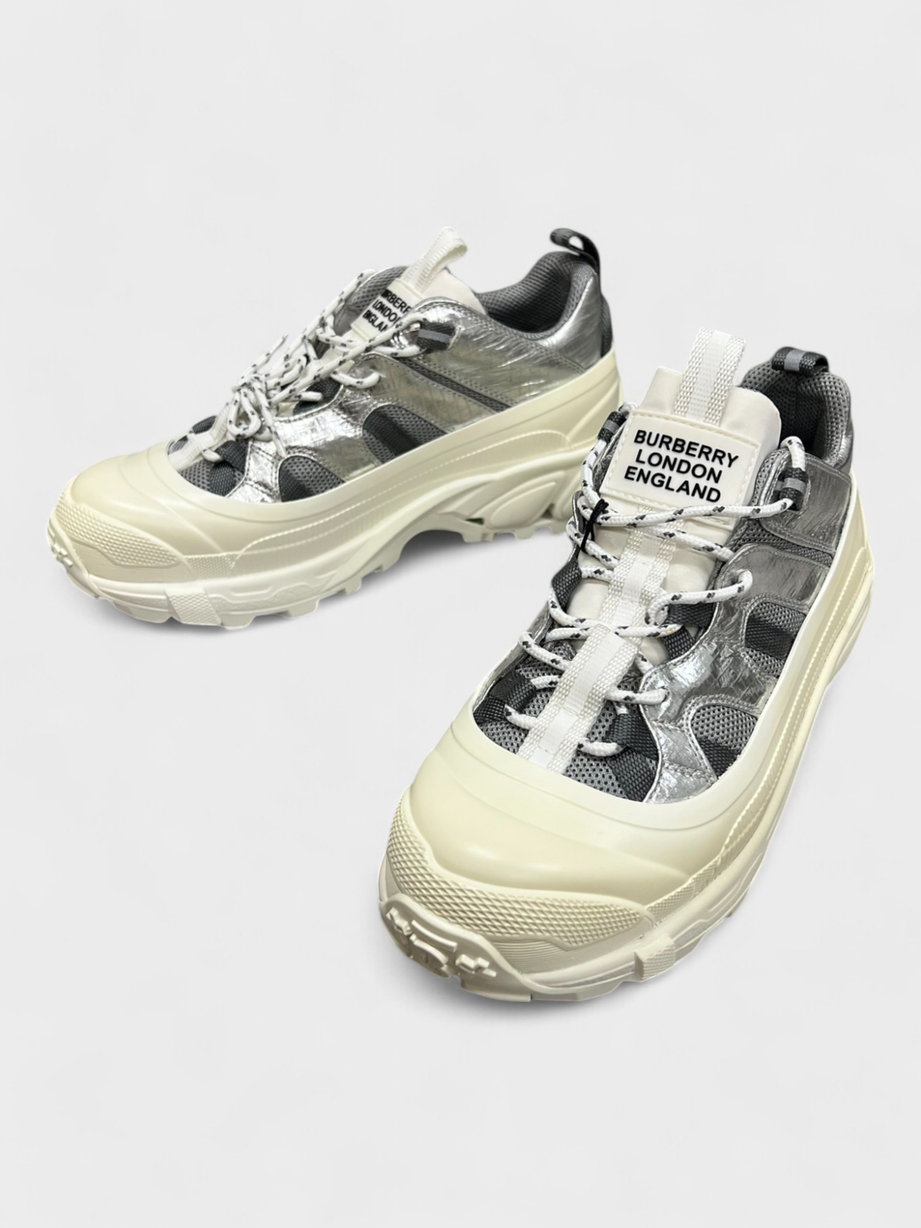 Burberry Low Top Sneakers White Silver