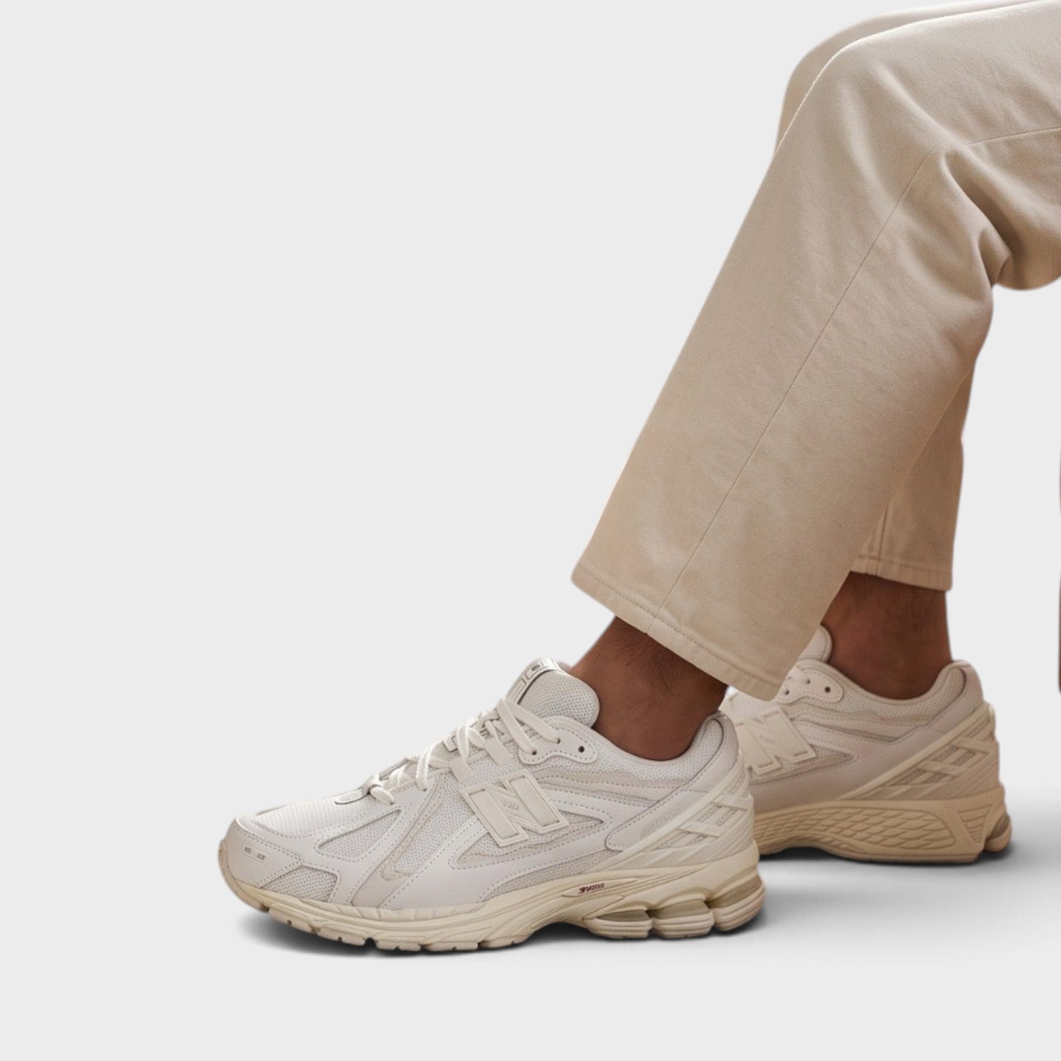 1906D Protection Pack White Turtledove