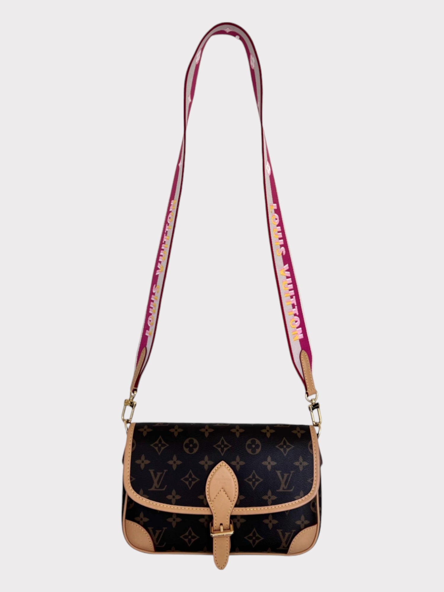 Louis Vuitton Monogram Diane NM PM M46049 Women's Shoulder Bag Fuchsia