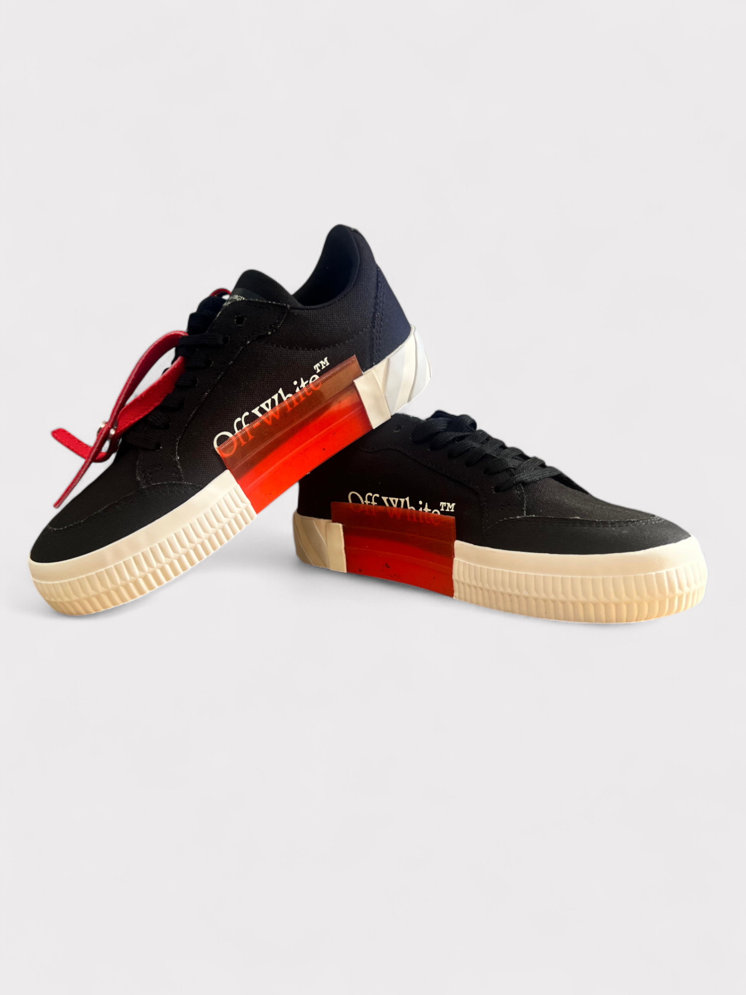 Off-White Vulcanised Lace Up Sneaker Black White Kids