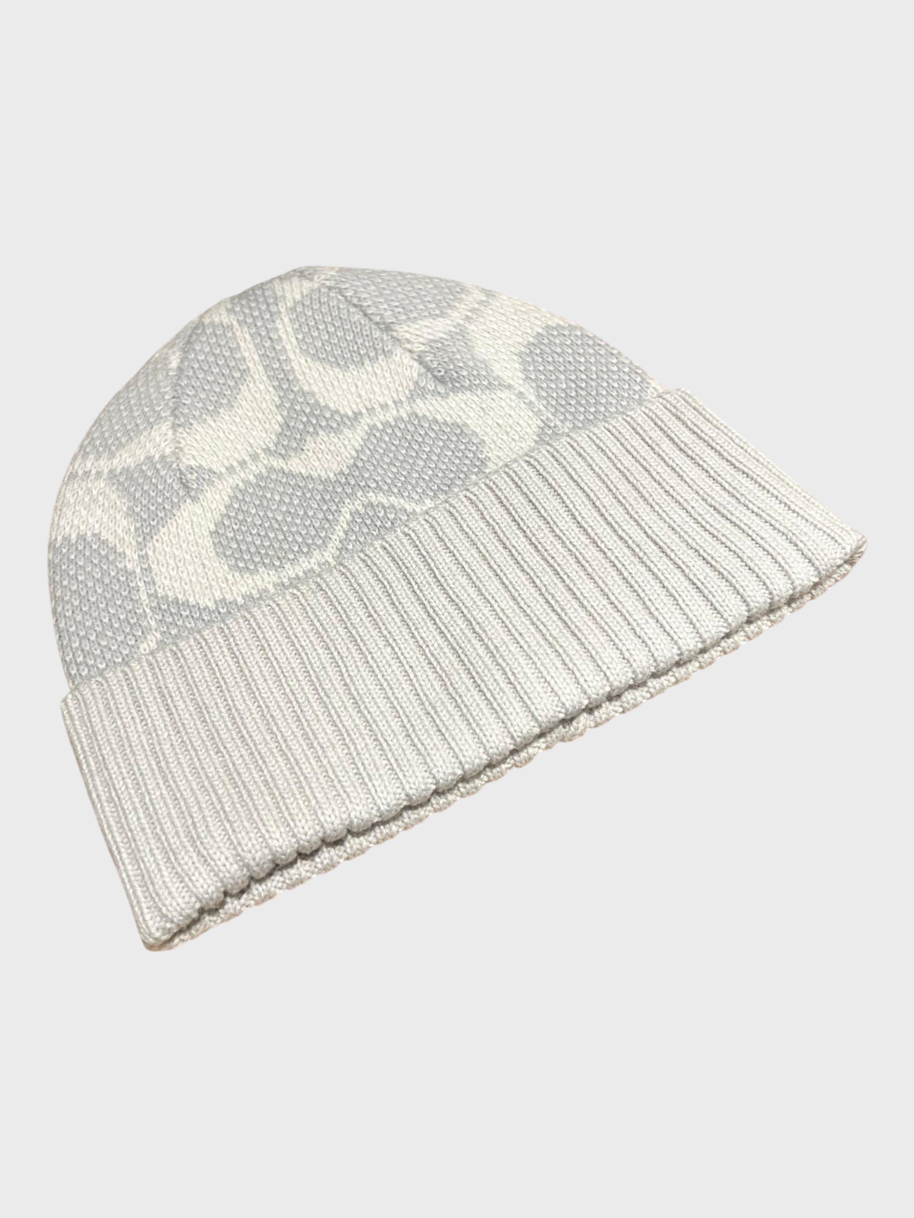 Coach Jumbo Signature Beanie Chalk Grey