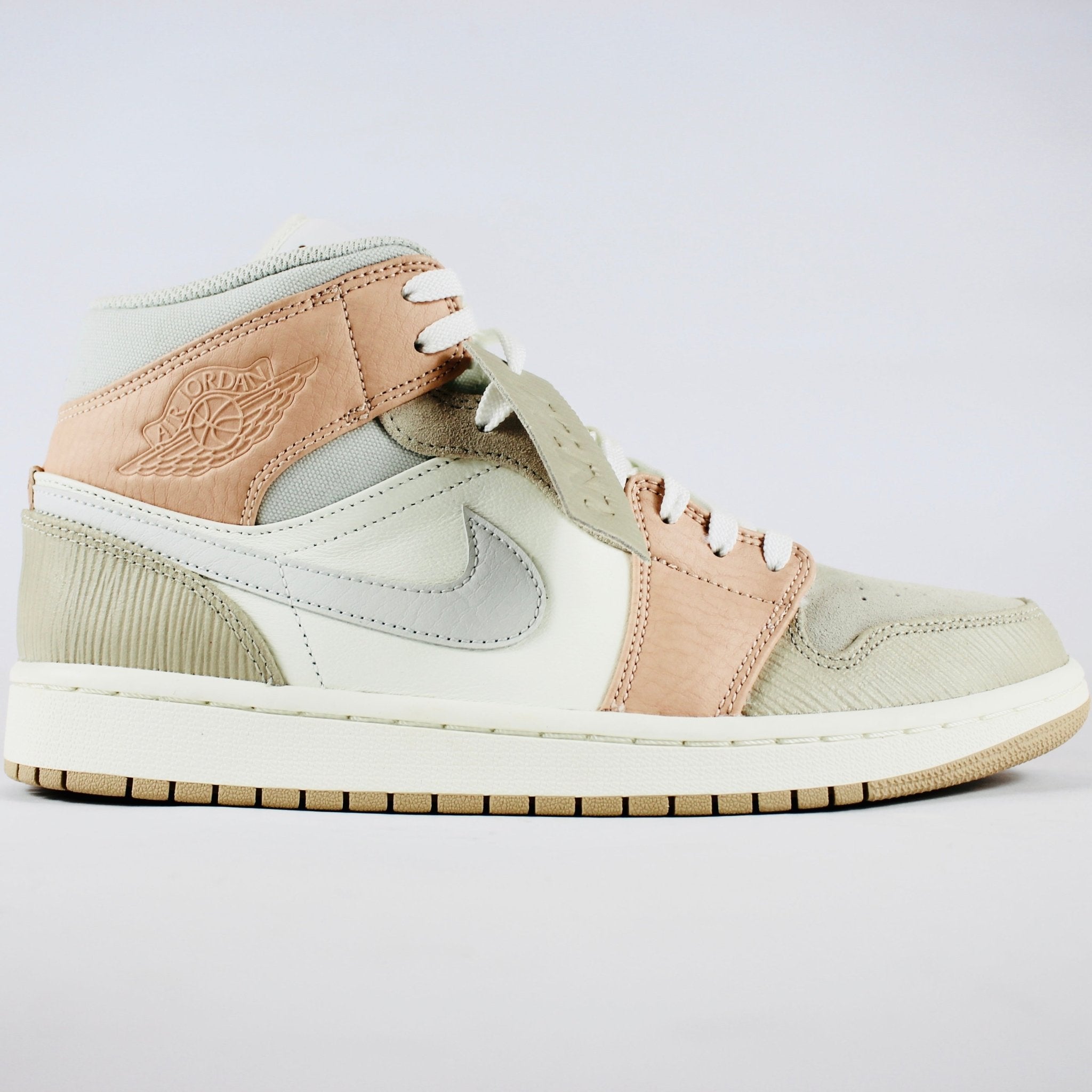 Air Jordan 1 Mid Milan UK8 - Supplied LuxuryAir Jordan