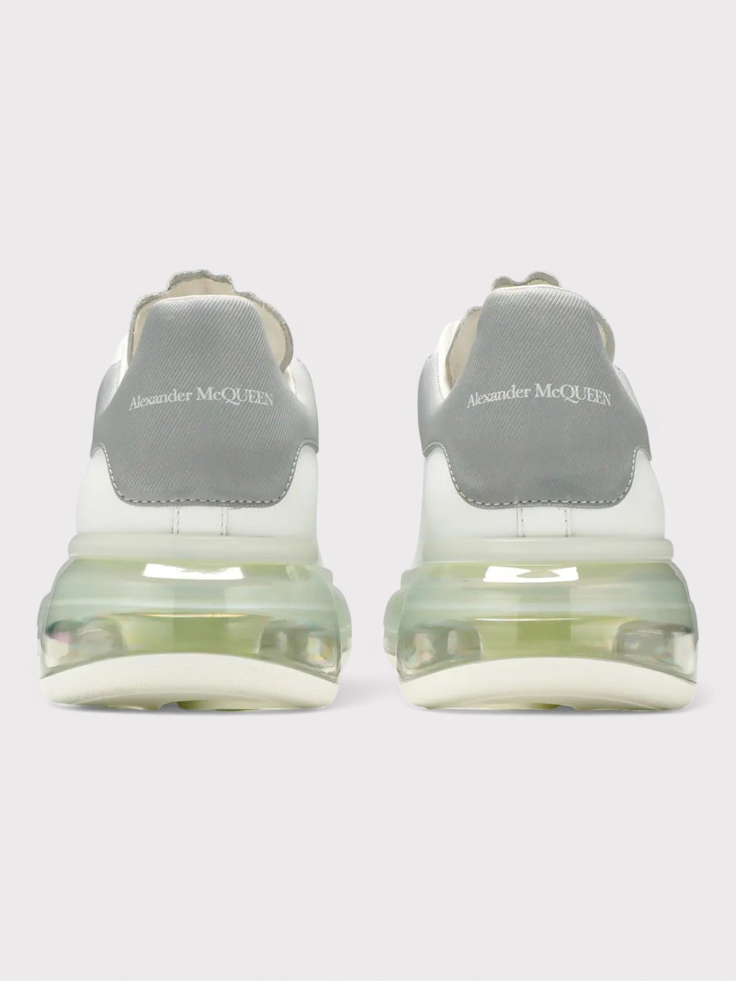 めい WMNS) Alexander McQueen Oversized Sneaker 'White Grey Velvet