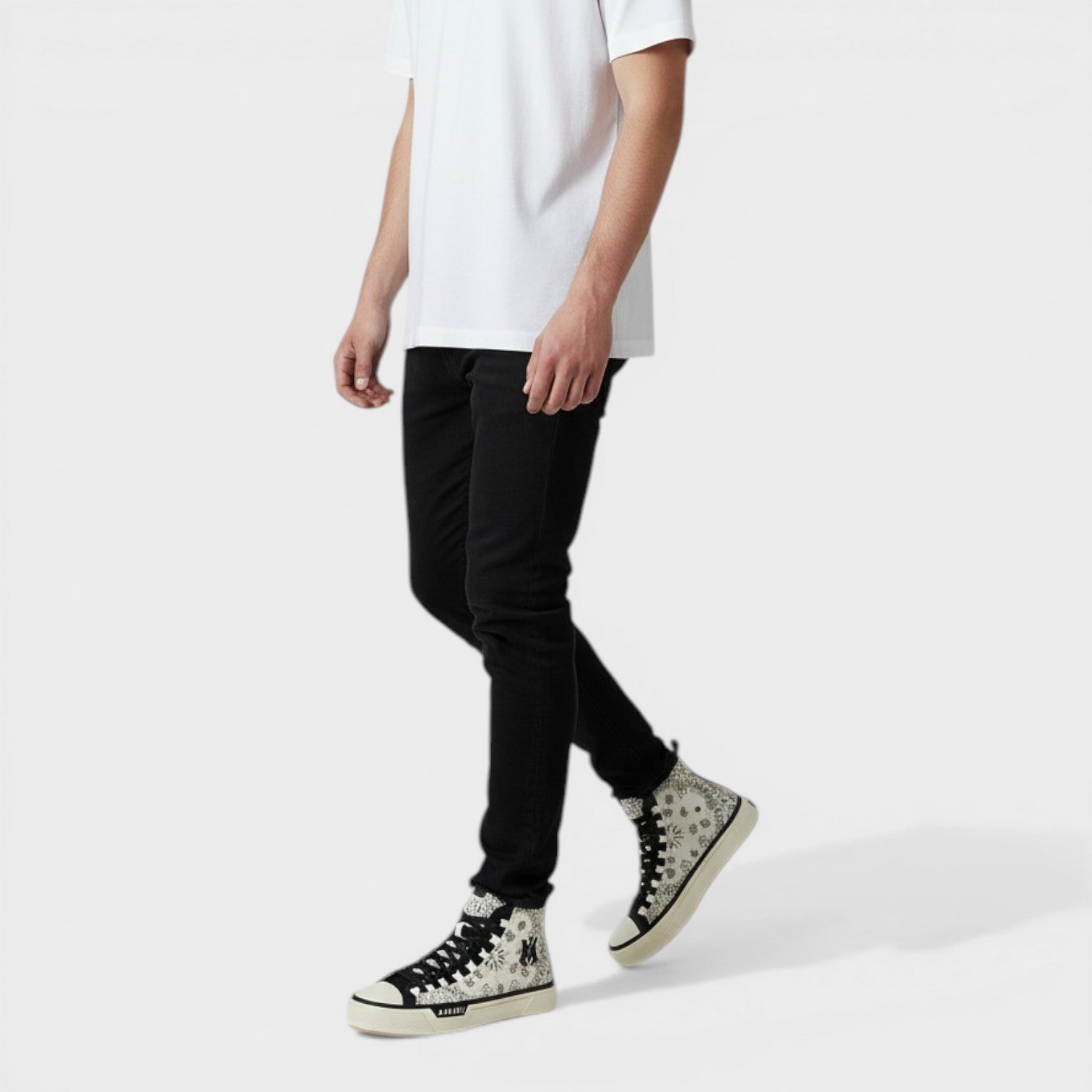 Court High Bandana White