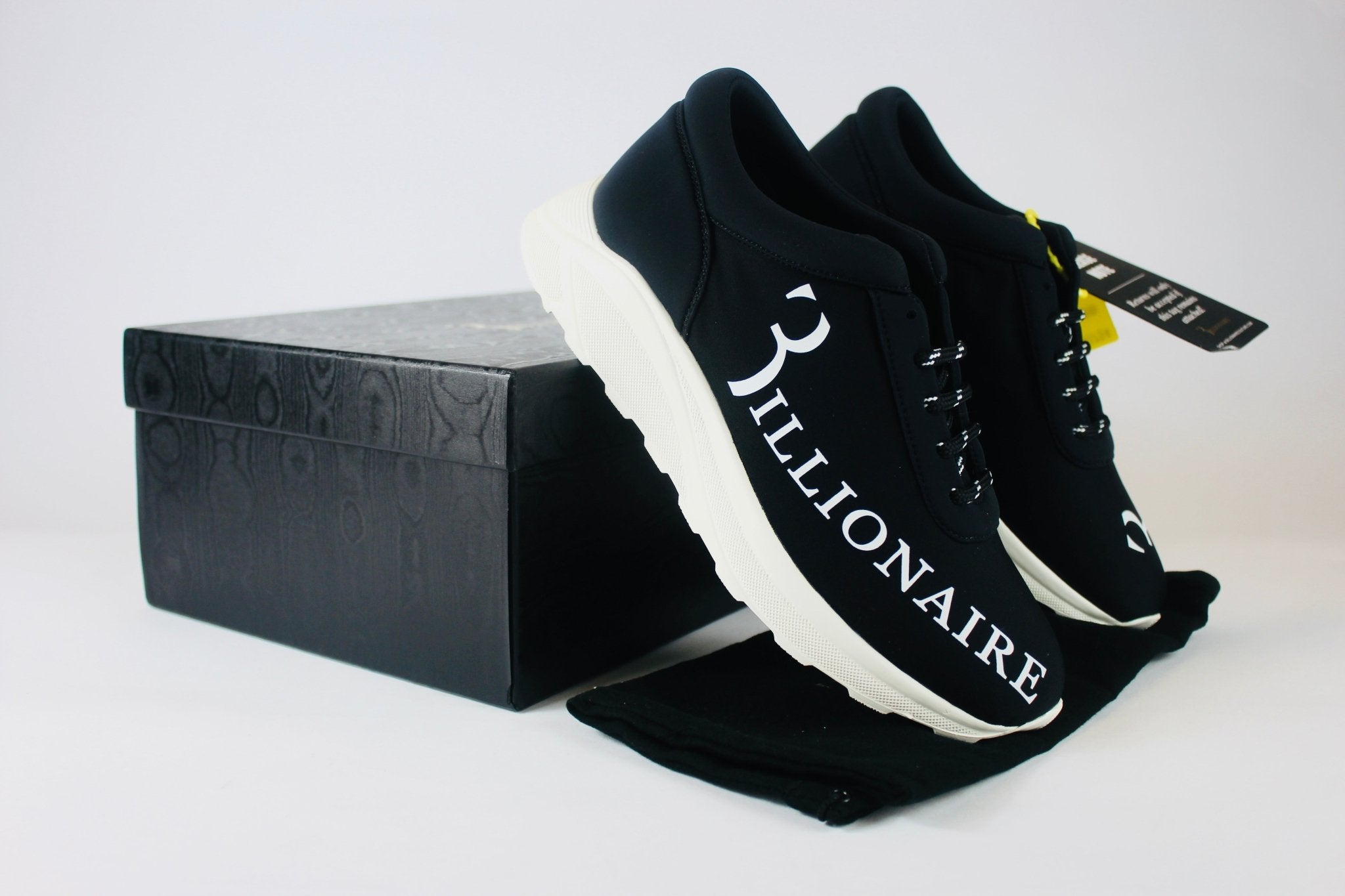 Billionaire Statement Runner Black / White UK7 - Supplied LuxuryBillionaire Statement