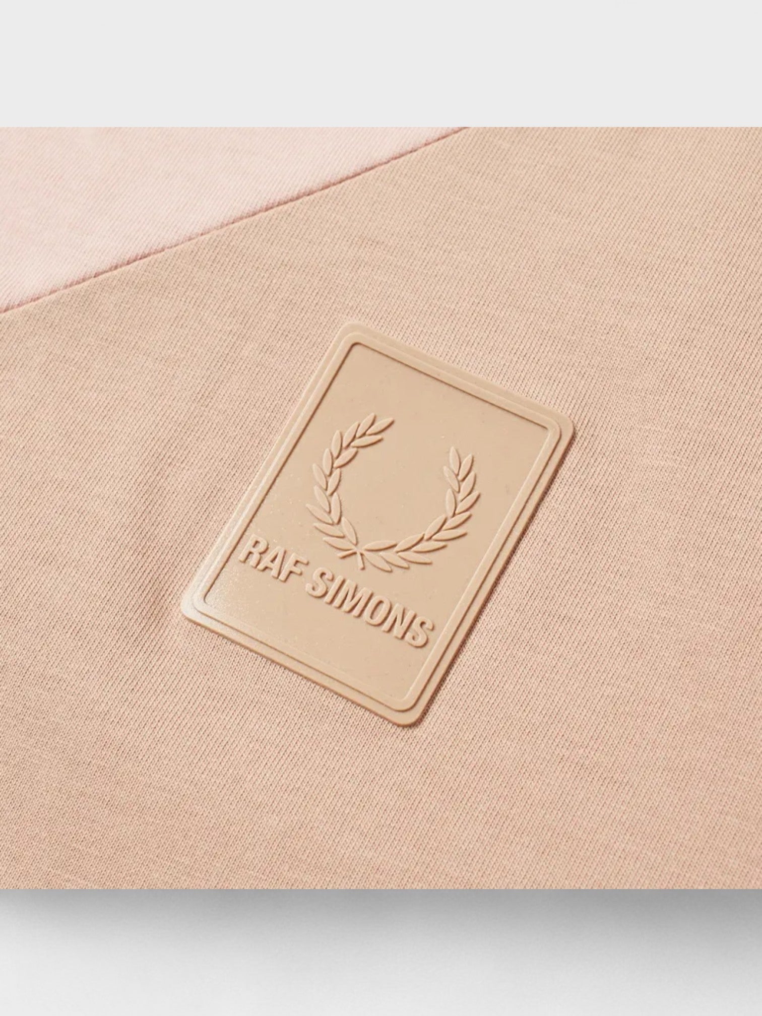 Fred Perry x Raf Simons T-shirt Misty Rose - Supplied LuxuryFred Perry x Raf Simons