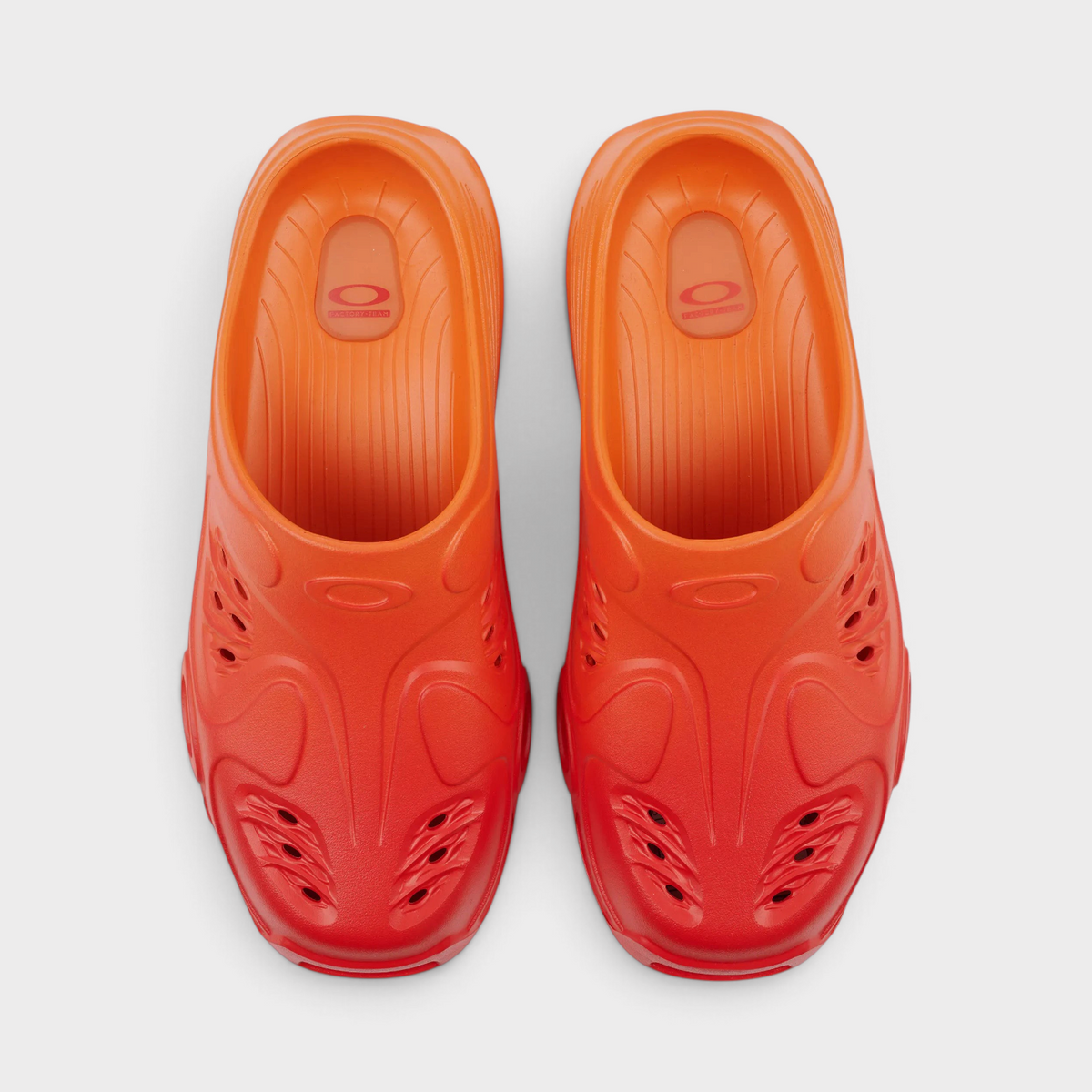 Supplied Fashion Braindead x Oakley Factory Team Gradient Paguro slip-on shoes in climbing ivy and rosin orange