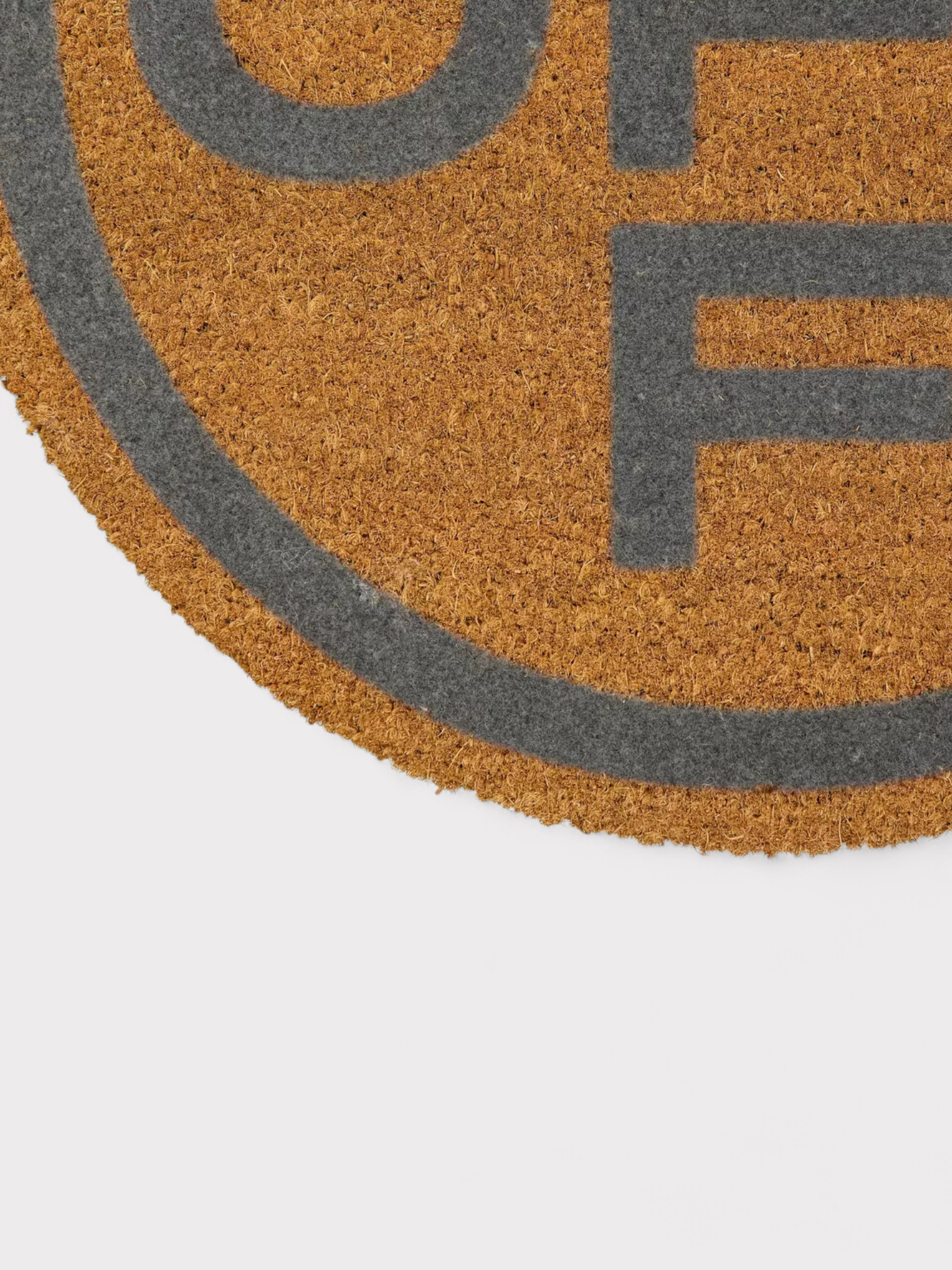 Off-White Off Circle Door Mat Brown
