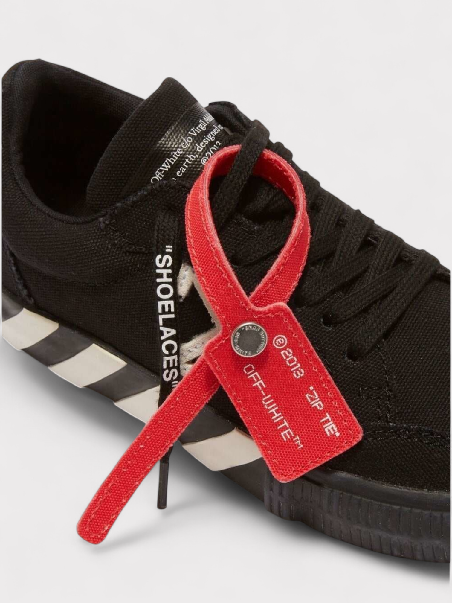 Off-White Vulcanised Lace Up Black White Kids