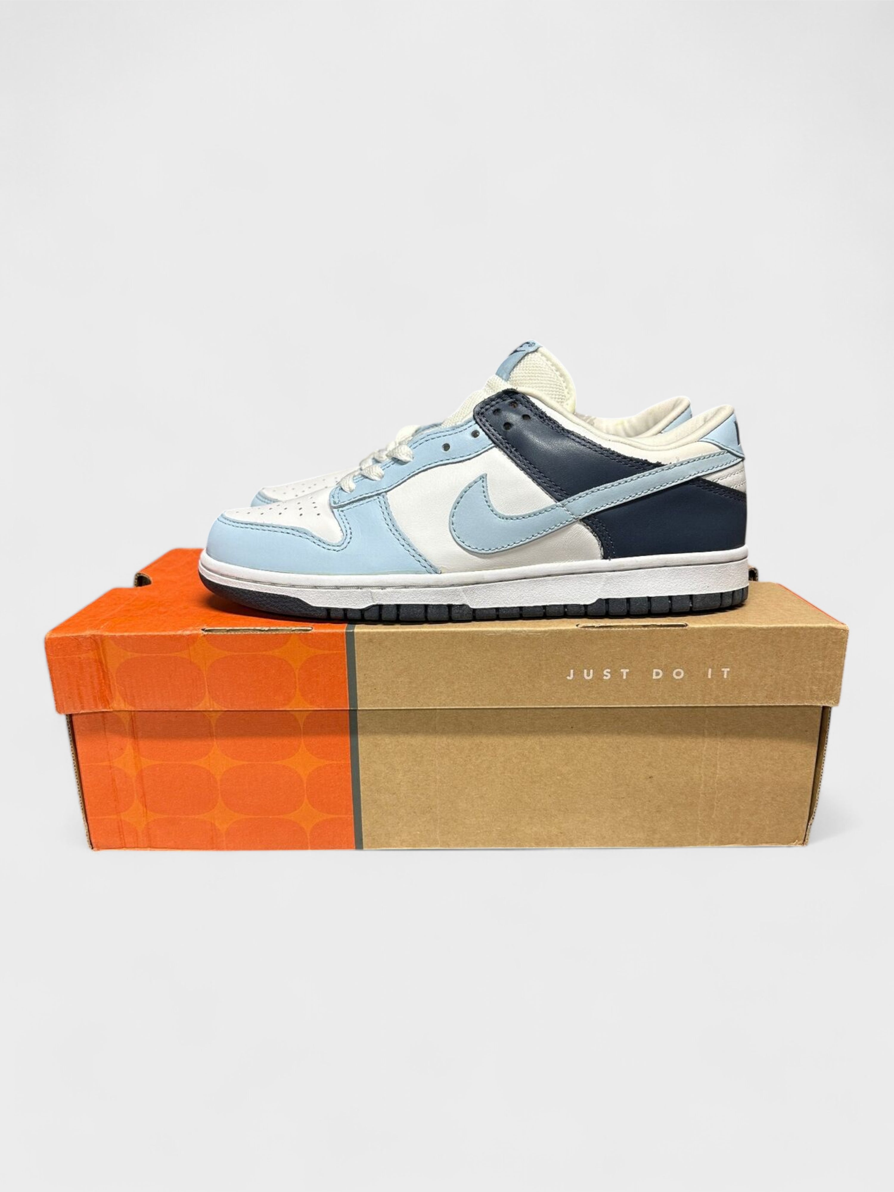 Nike Wmns Dunk Low Pro 'White Pale Blue'