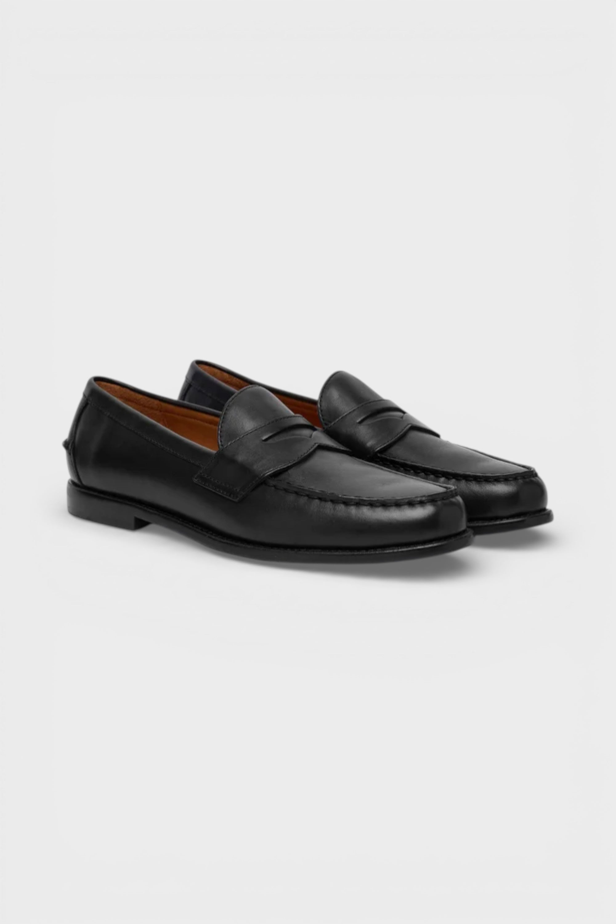 Alston Penny Leather Loafers Black