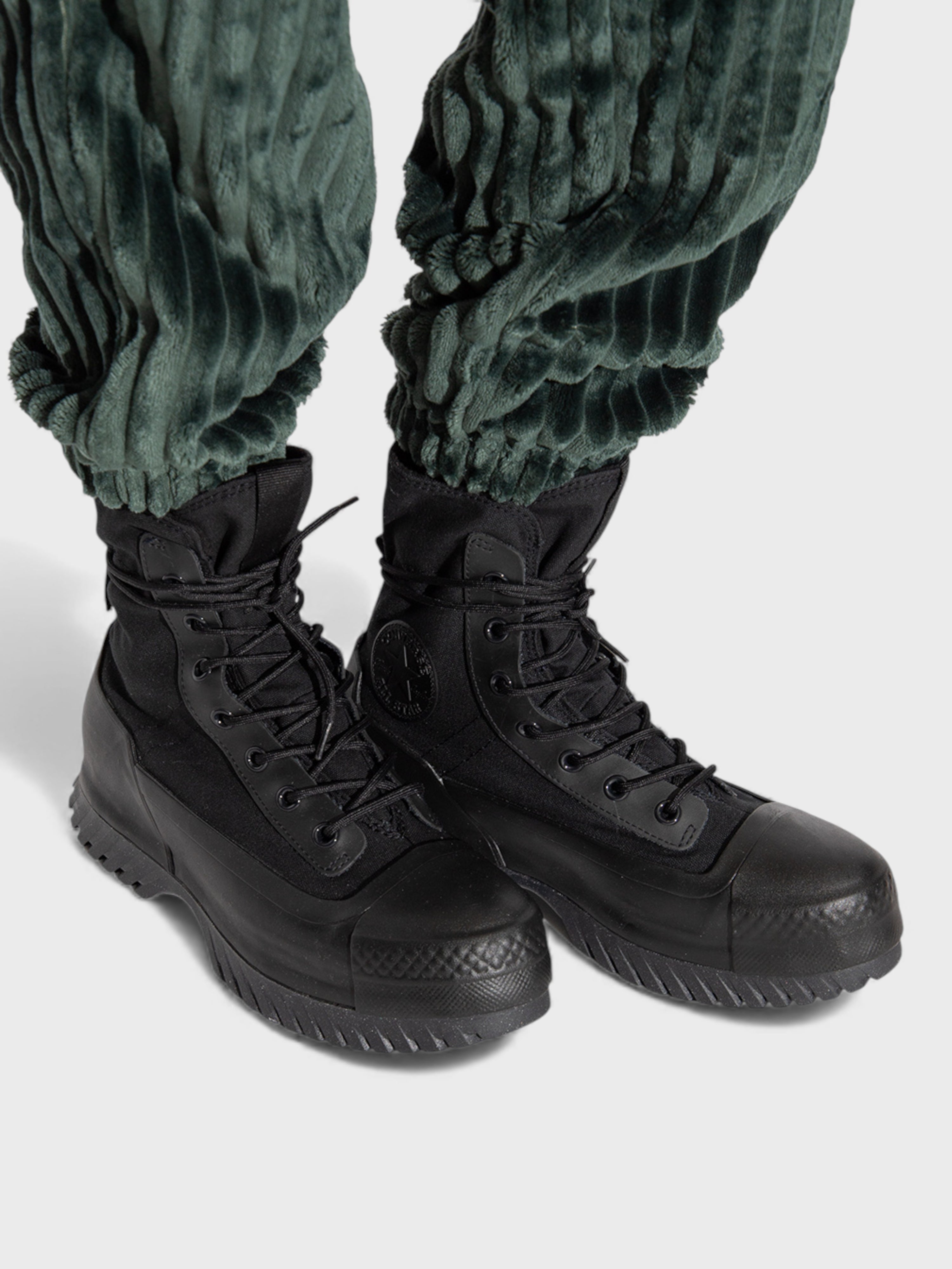 Converse Chuck Taylor All Star Lugged 2 Boots Black