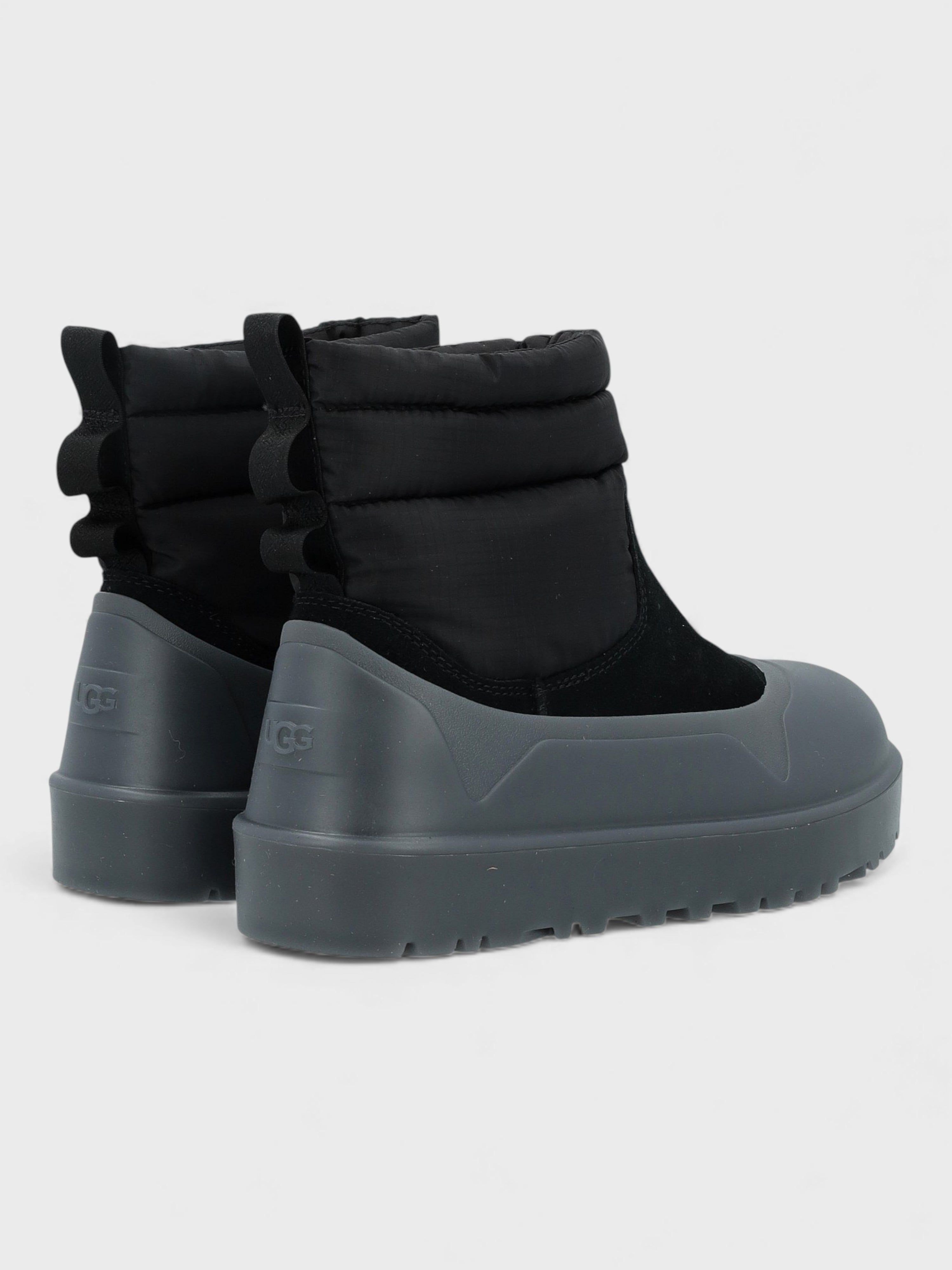 UGG M Classic Mini Mod Boot in Black Nylon