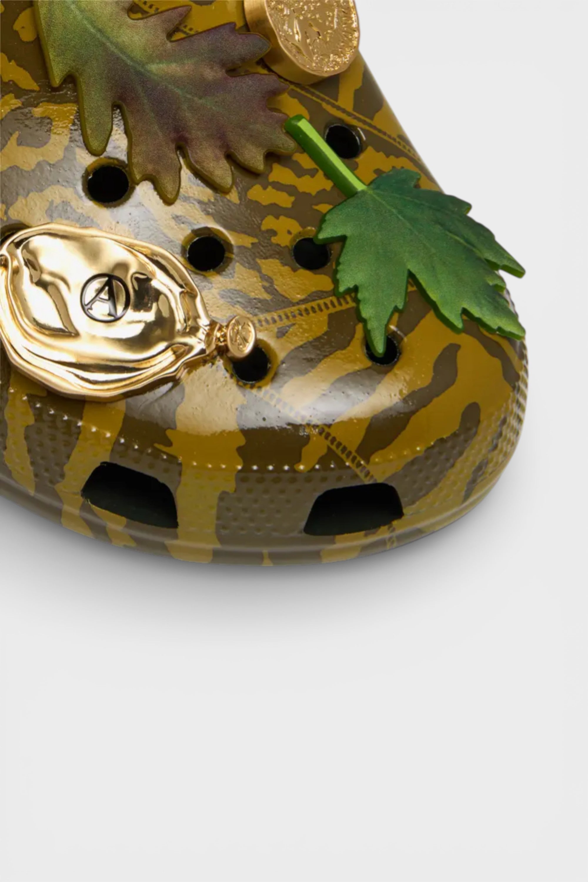 Classic Crog x Aries Arise Khaki