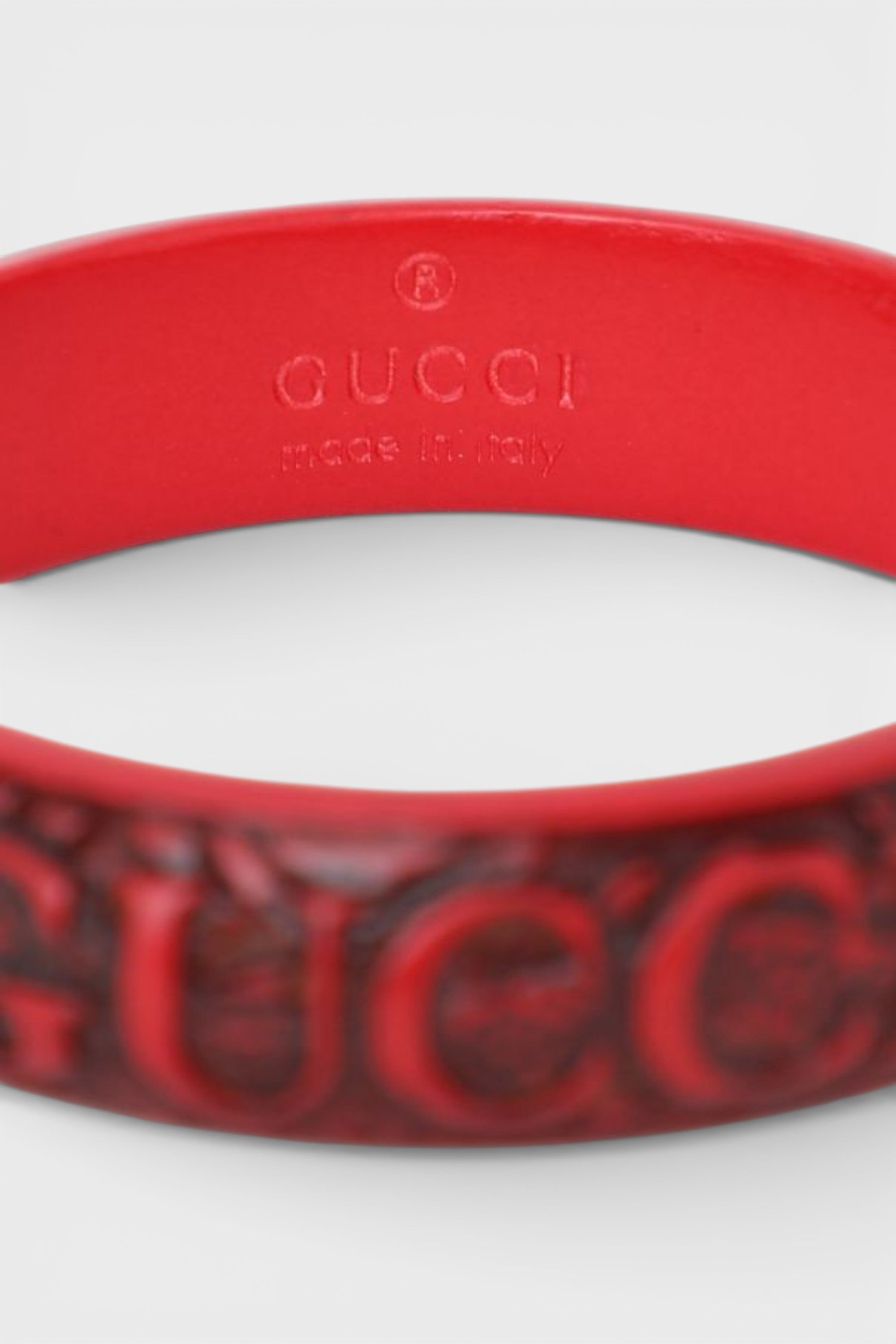 Gucci FW 2019 Dragon Engraved Wooden Bangle Red