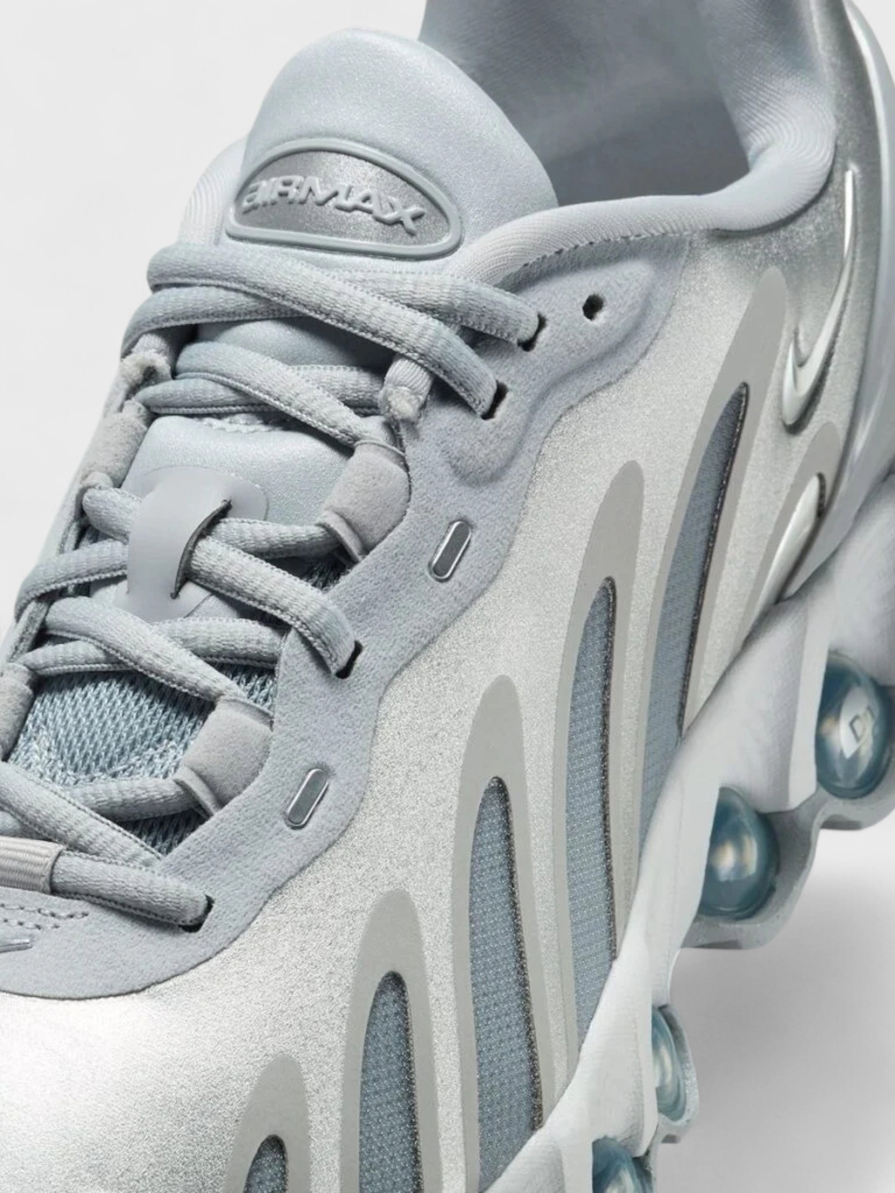 Nike Air Max DN8 Wolf Grey Metallic Silver