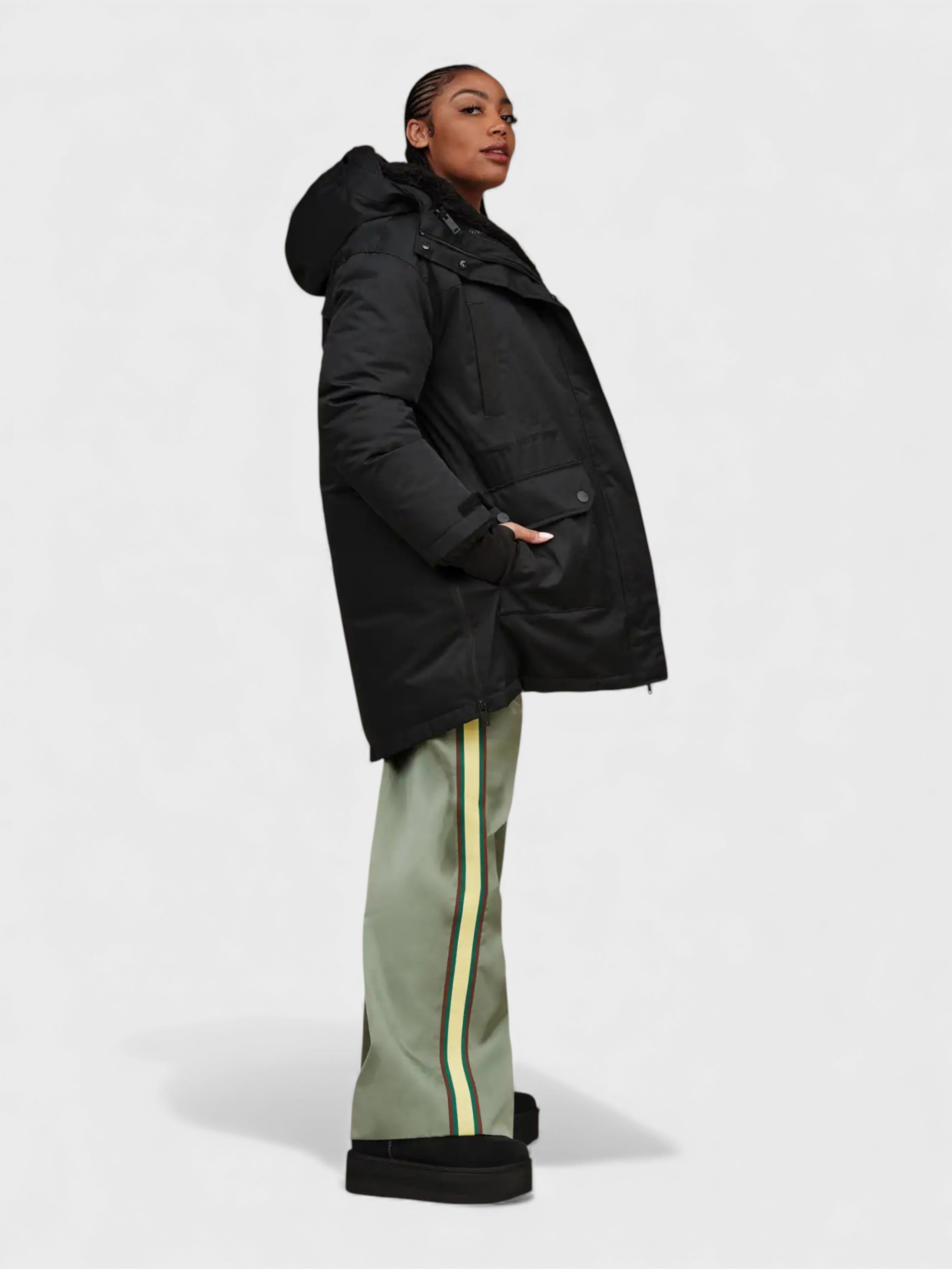 UGG Women's Classic Ultra Mini Platform Boot Black