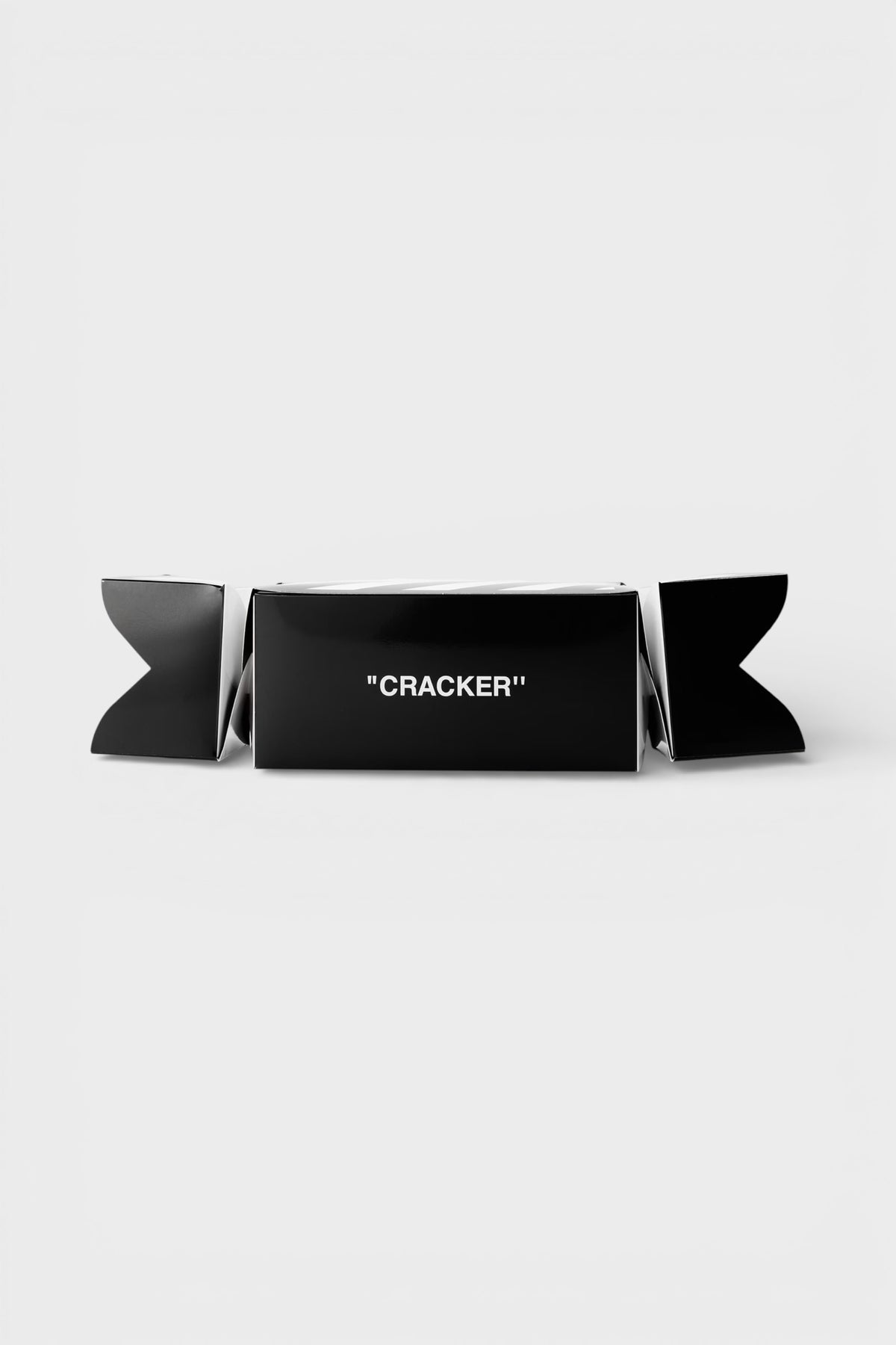 Off-White SOLUTION No.10 Eau de Parfum 50ml Gift Cracker Set | Off-White