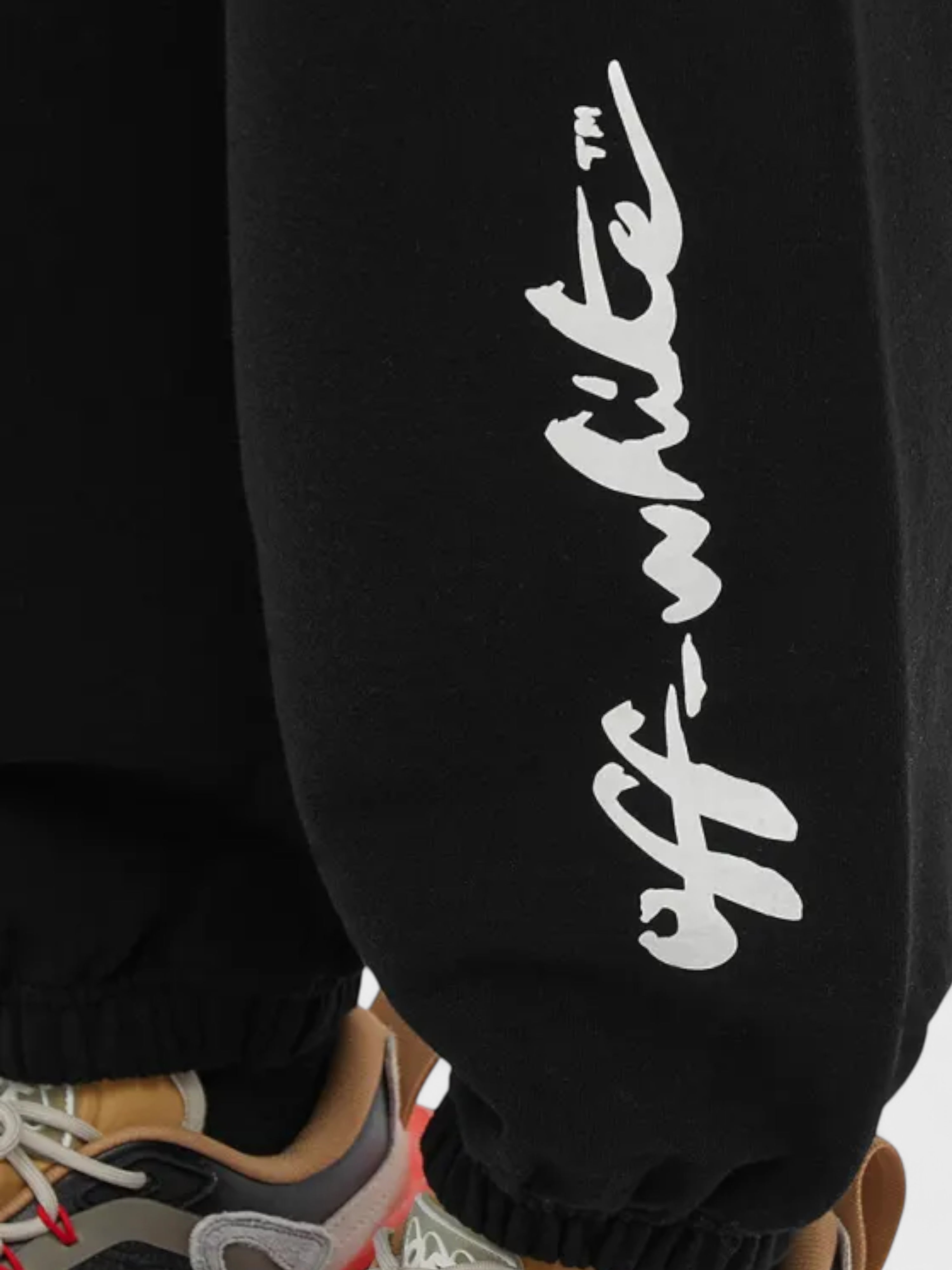 Off-White Painter Logo Cuffed Sweatpants Black