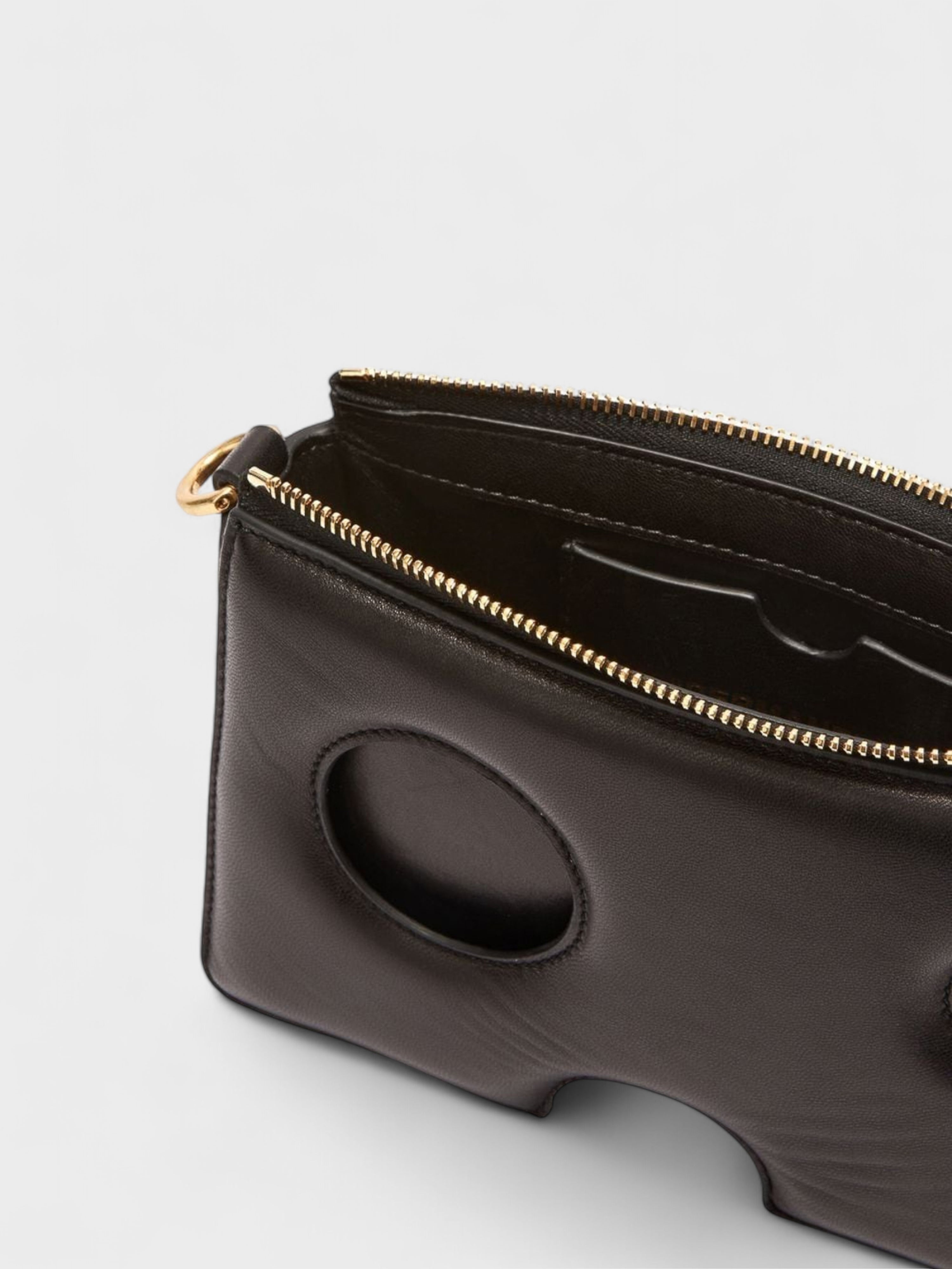 Off-White Burrow Zipped Pouch Black
