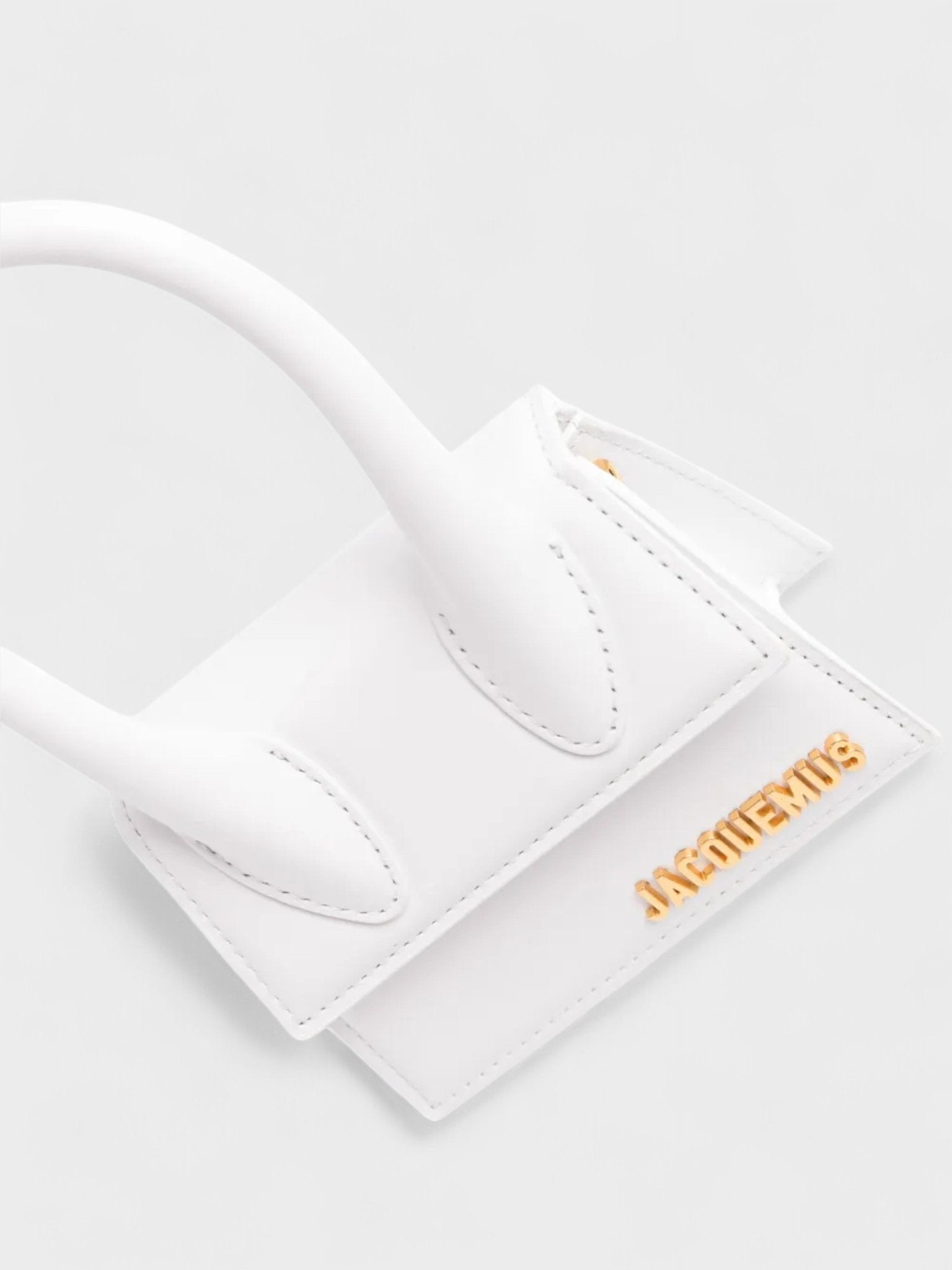 Jacquemus Le Chiquito White - Supplied FashionJACQUEMUS