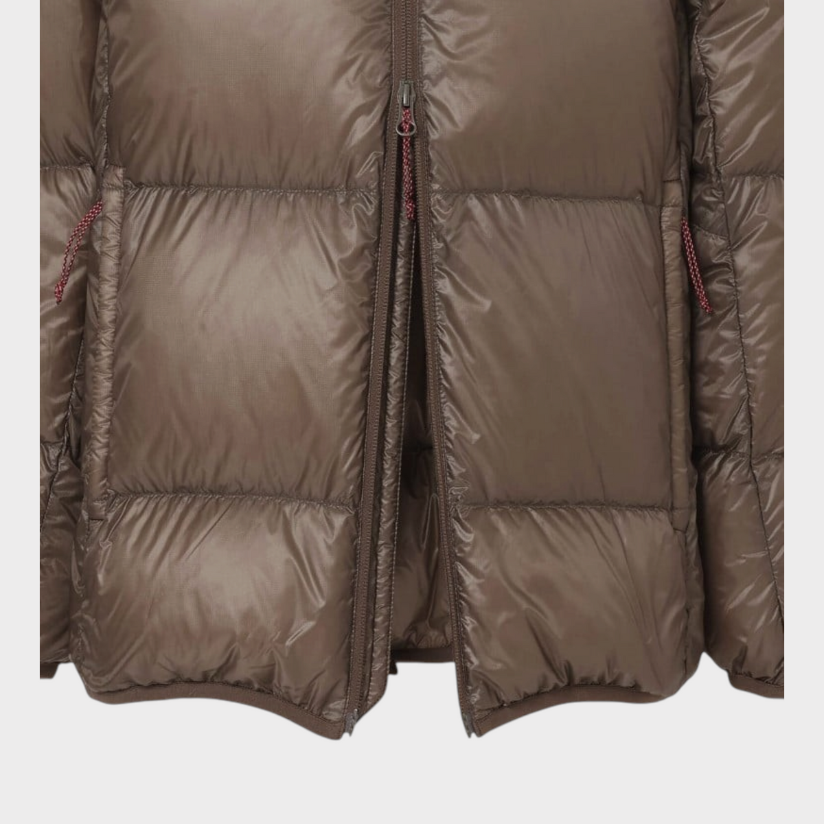 Supplied Fashion mocha brown lightweight down hoodie jacket with double-front zippers and quilted nylon fabric.