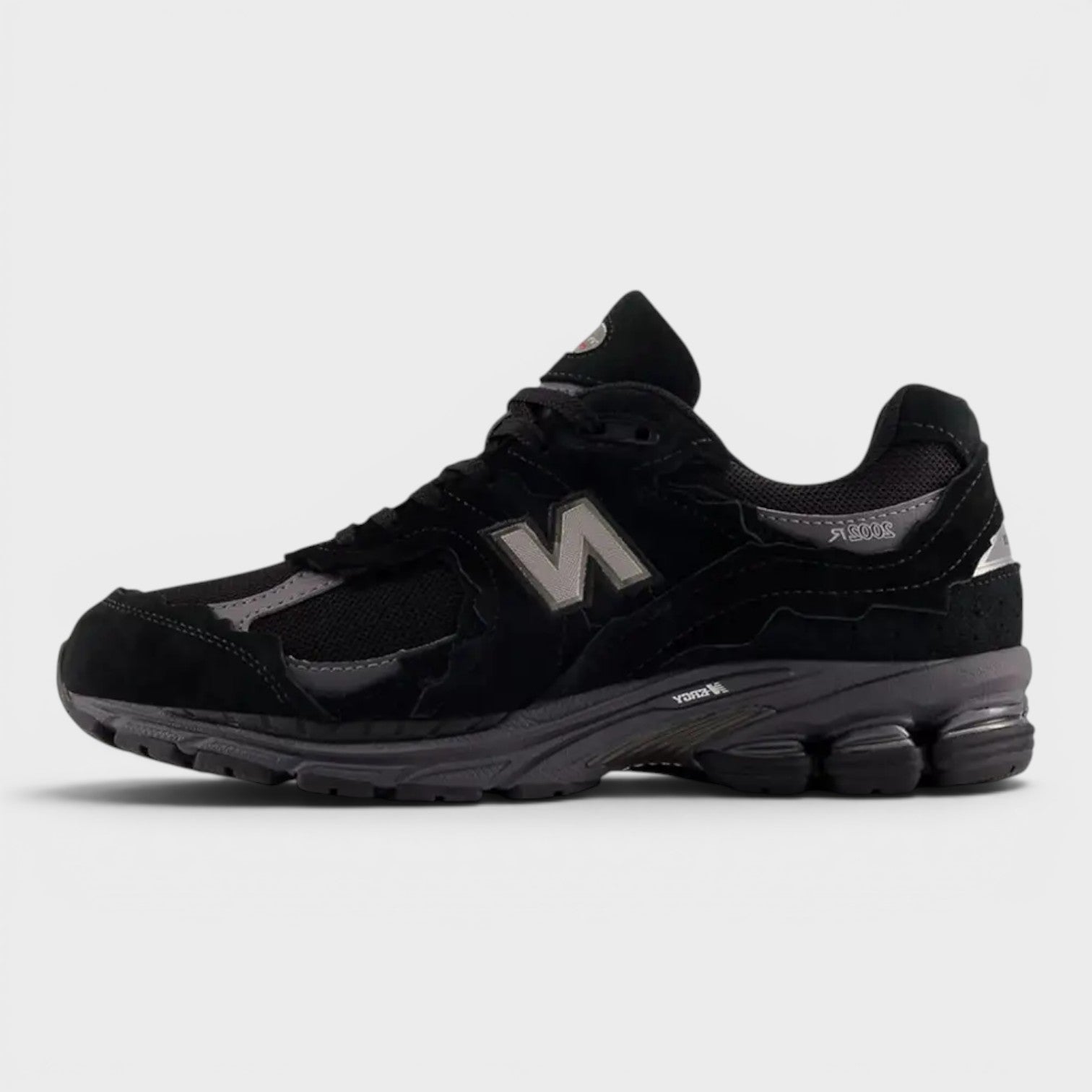 2002R GORE-TEX Protection Pack Black Magnet