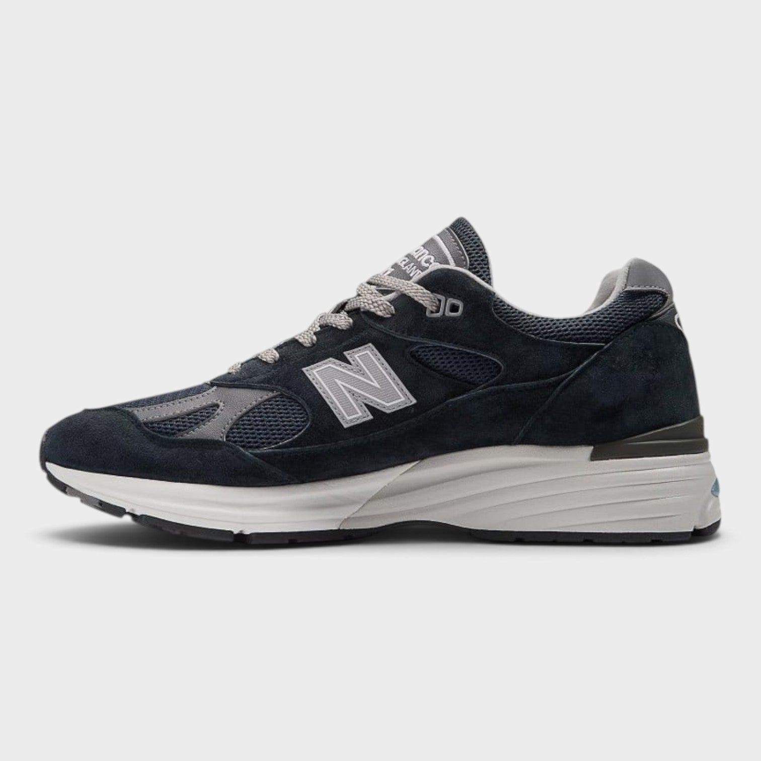 991v2 Made in England Dark Navy