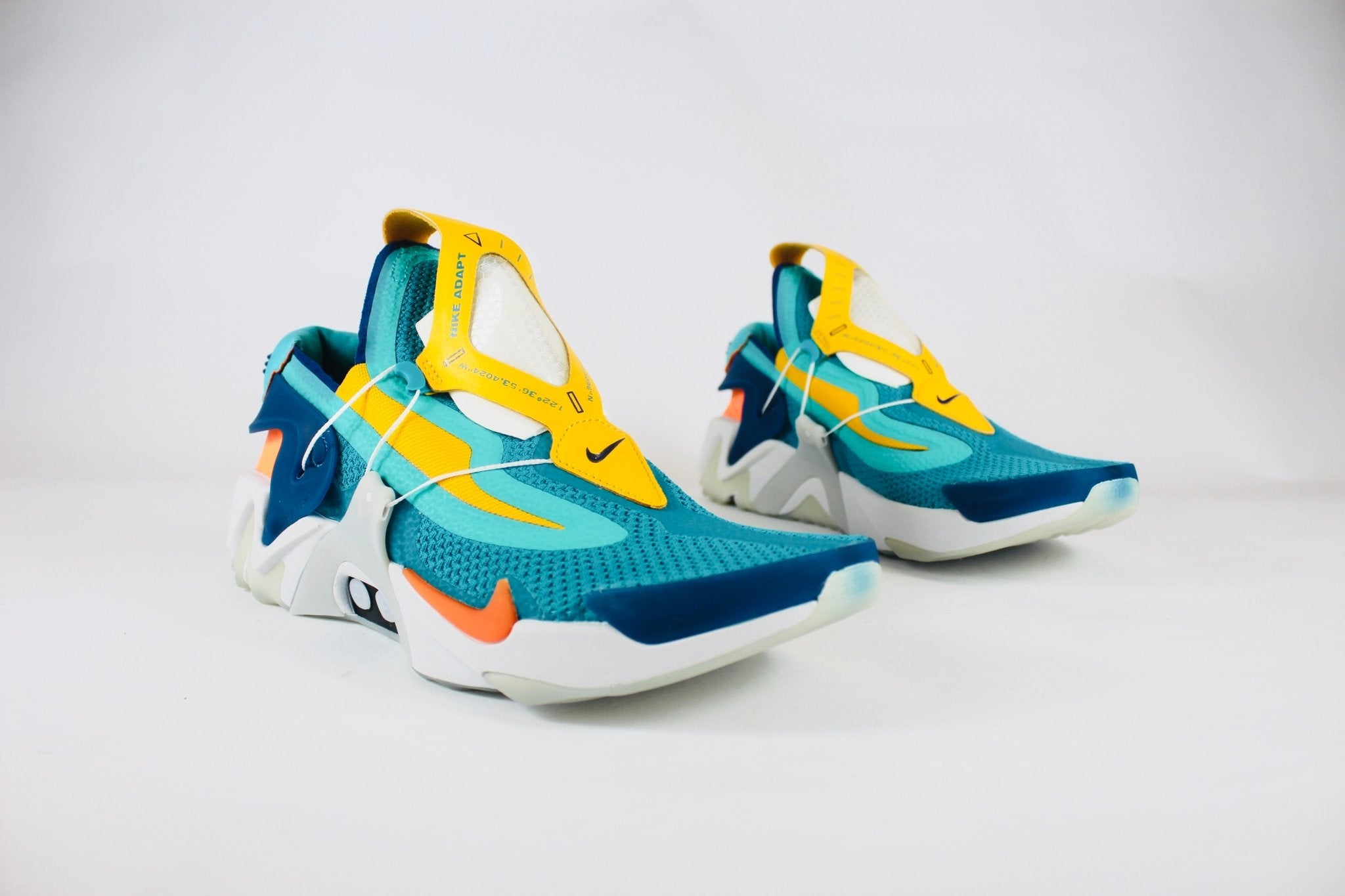 Nike Adapt Huarache Hyper Jade UK9 - Supplied LuxuryNike