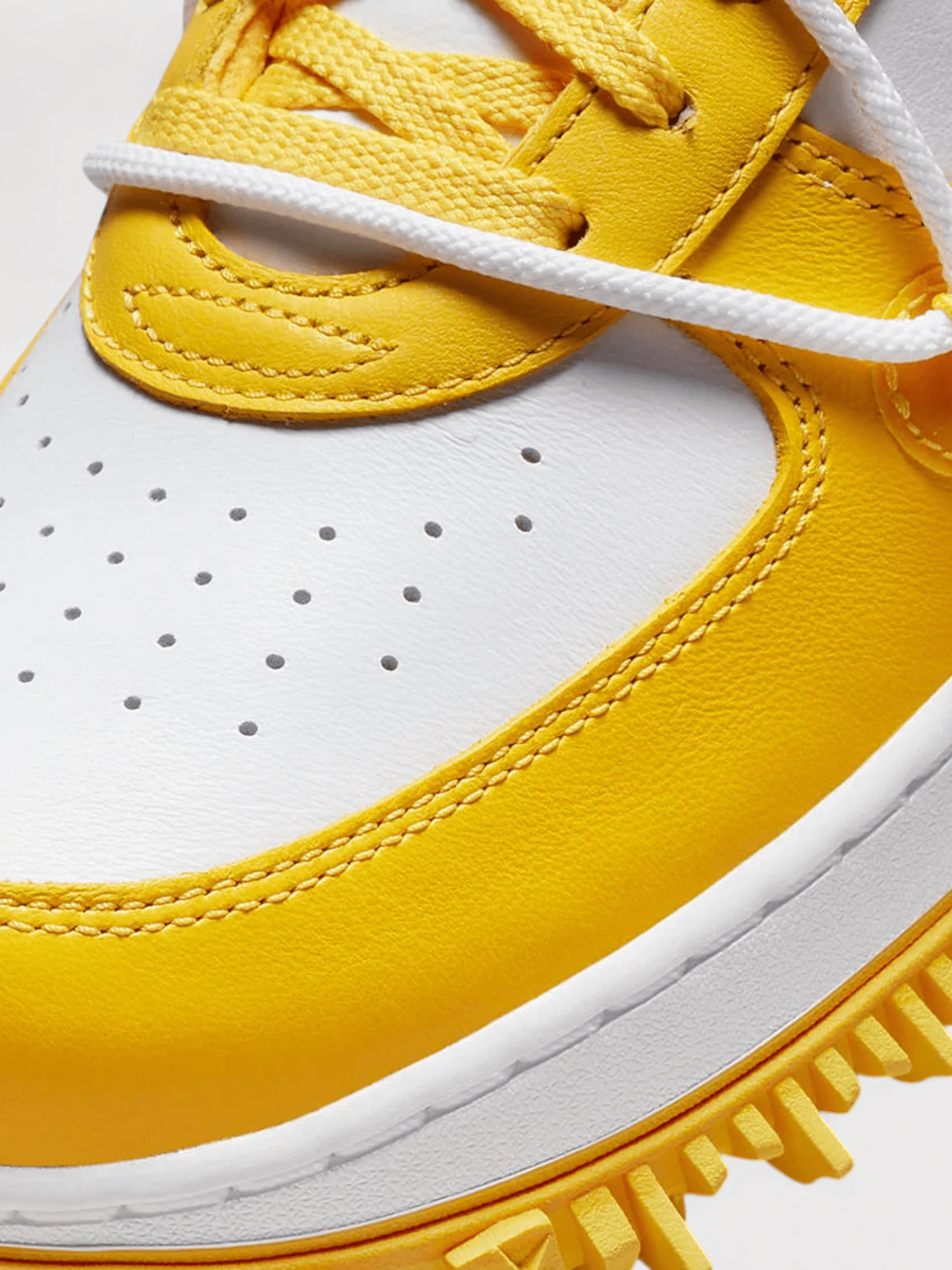 Nike Air Force 1 Mid SP x Off - White Varsity Maize - Supplied FashionOff - White