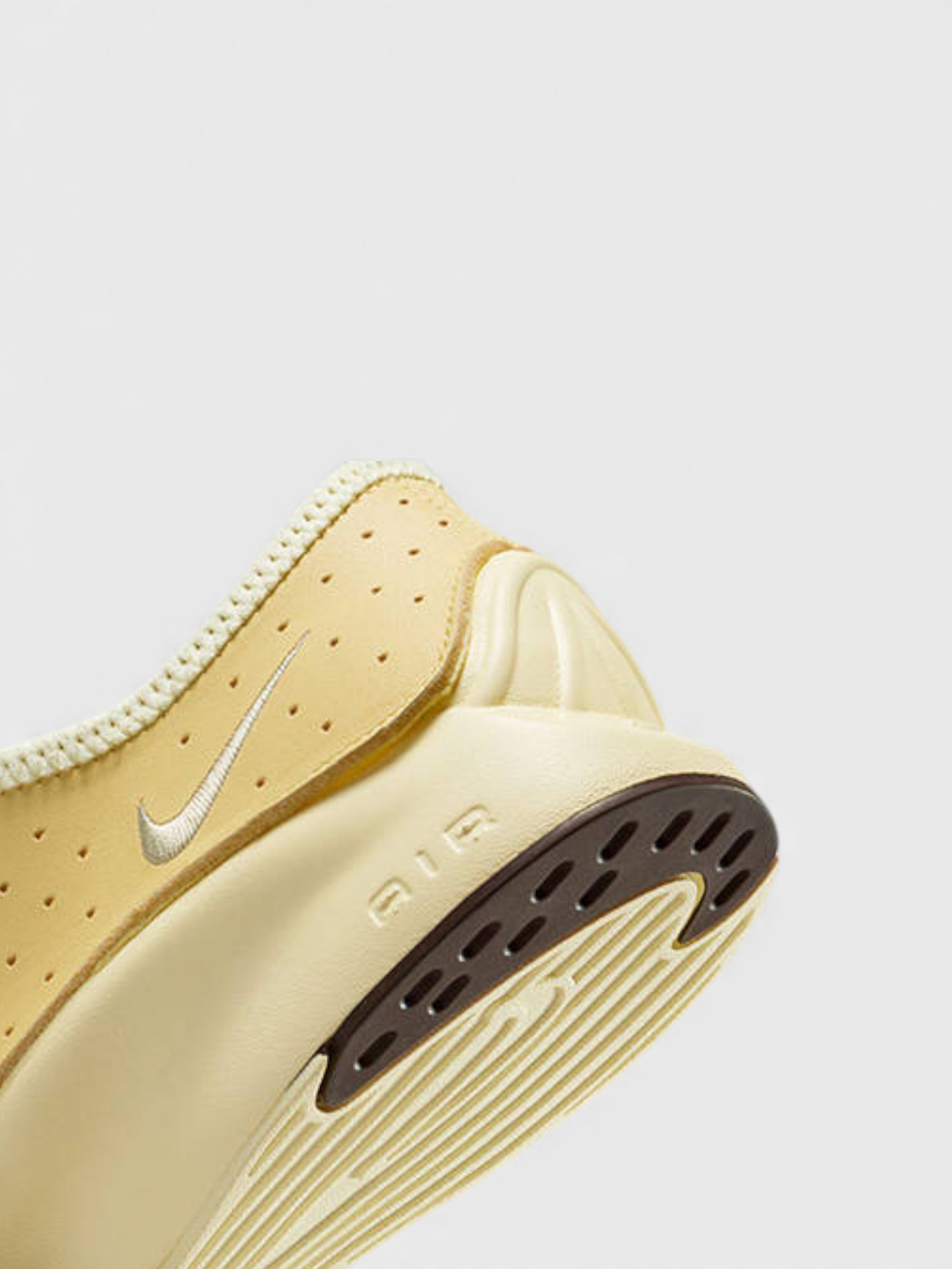 Nike Air Superfly Soft Yellow