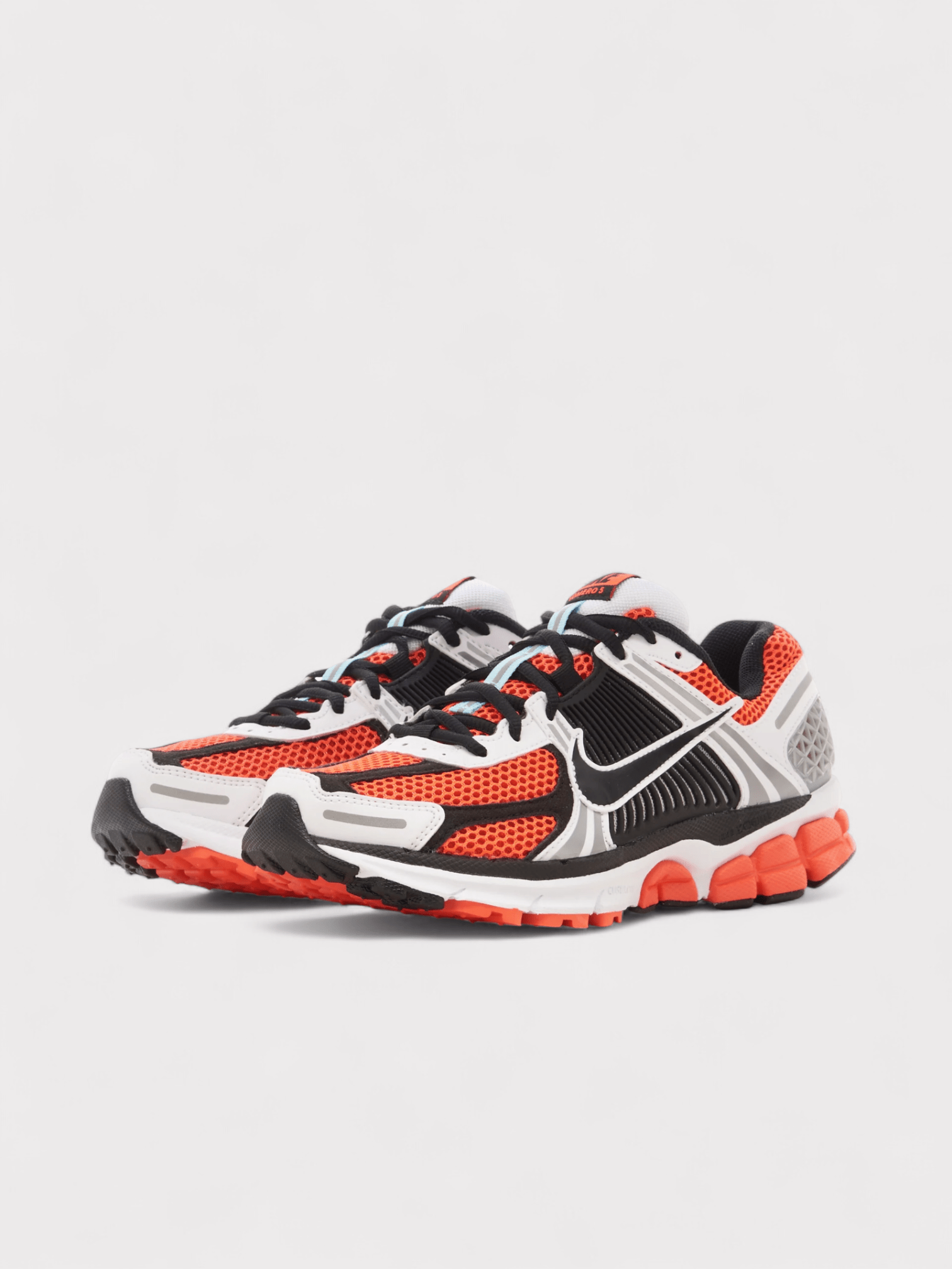 Nike Zoom Vomero 5 SE Bright Crimson - Supplied FashionNike