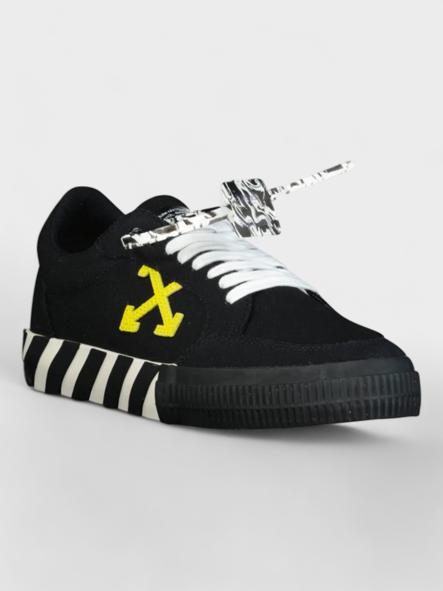 Off-White 2.0 Low Vulcanized Black Yellow - Supplied LuxuryOff-White