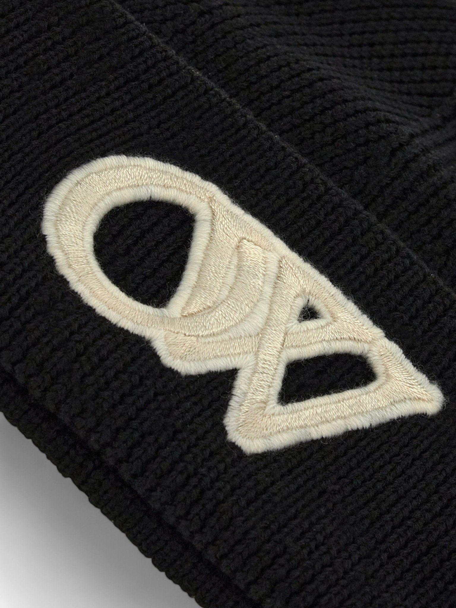 Off - White OW Loose Beanie Black - Supplied FashionOff - White