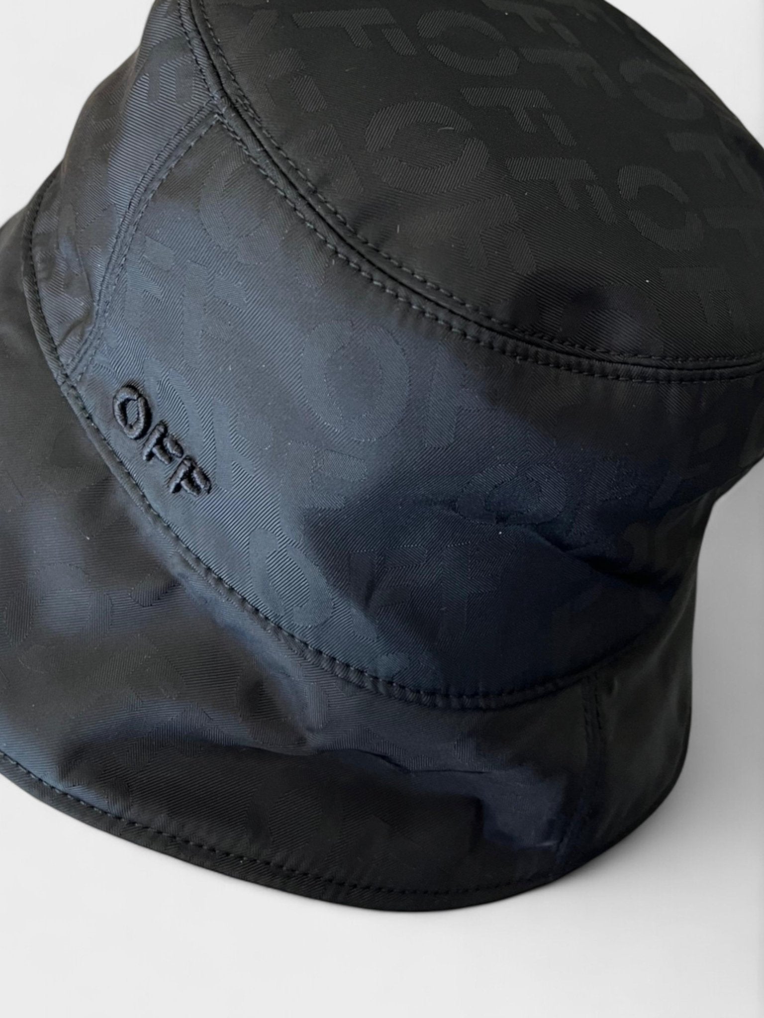Off - White Reversible Nylon Jacquard Bucket Hat - Supplied FashionOff - White